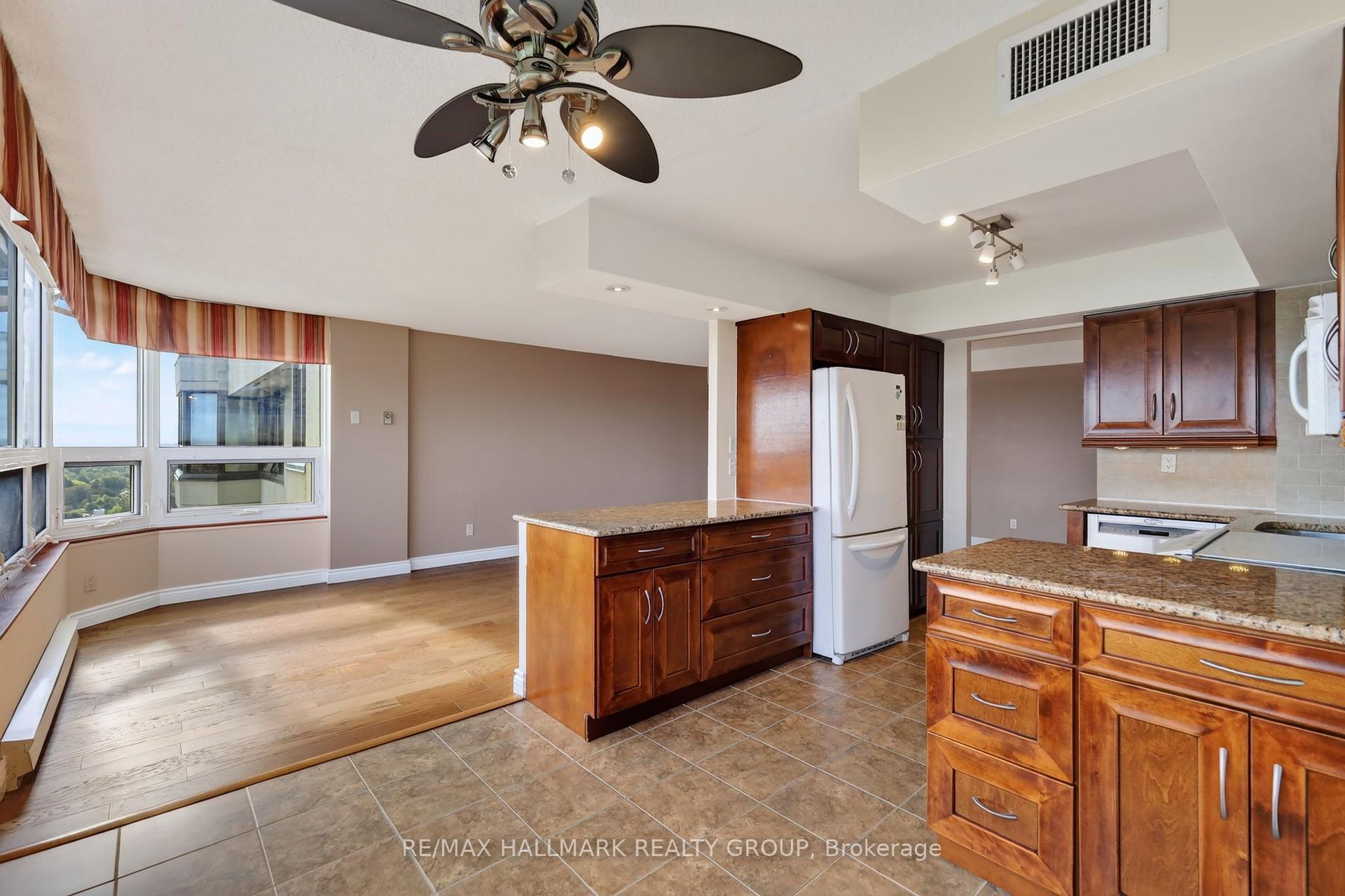 Photo 17 of Unit 2402, 1500 Riverside Drive, Ottawa, Riverview Park — HOMEH