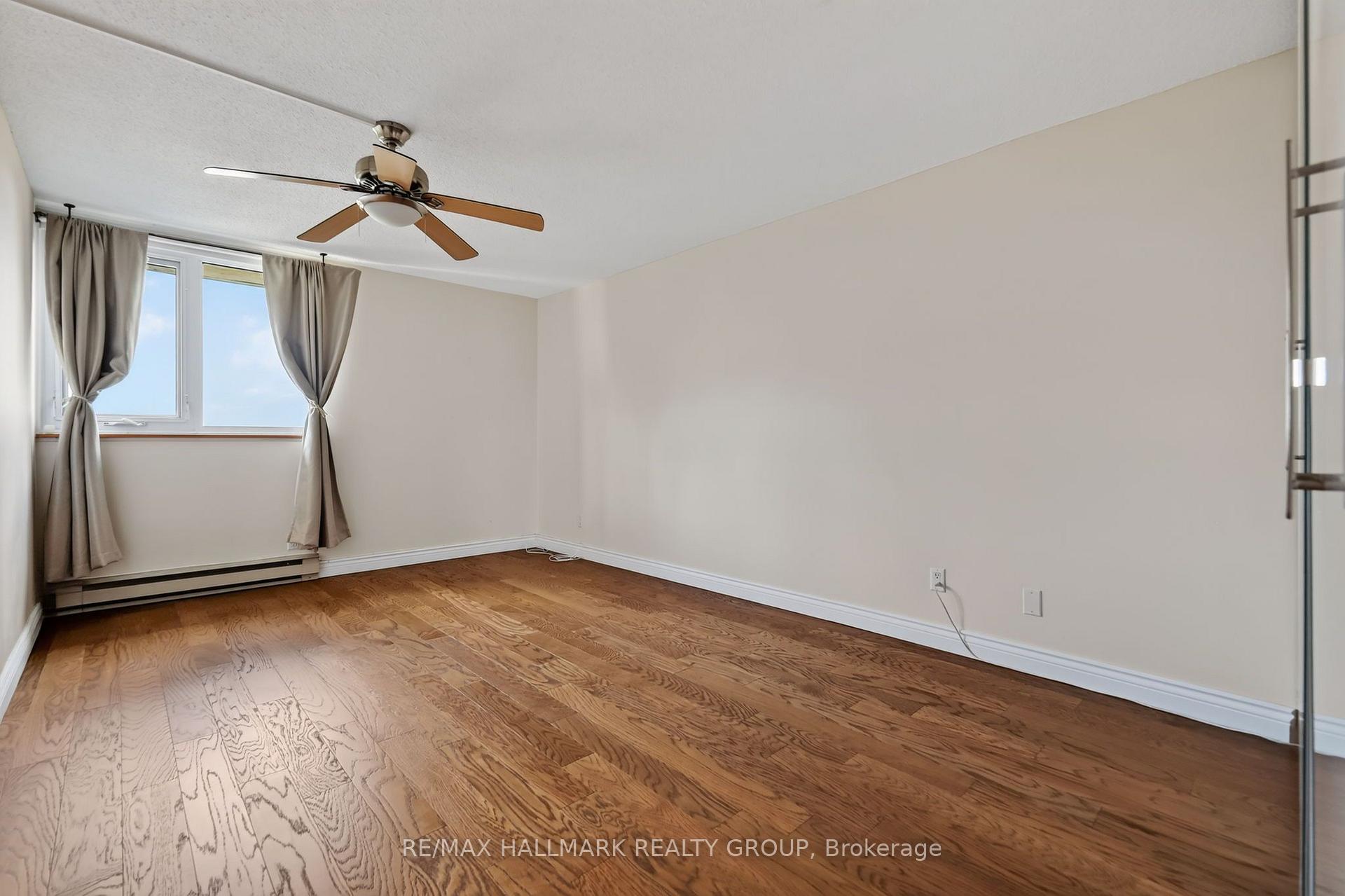 Photo 22 of Unit 2402, 1500 Riverside Drive, Ottawa, Riverview Park — HOMEH