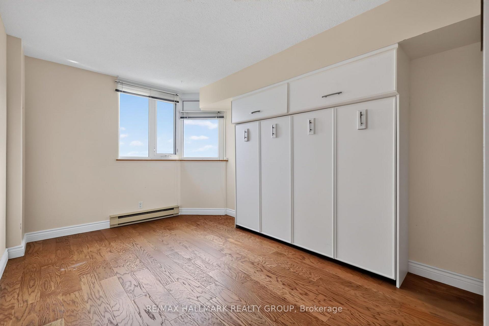 Photo 26 of Unit 2402, 1500 Riverside Drive, Ottawa, Riverview Park — HOMEH