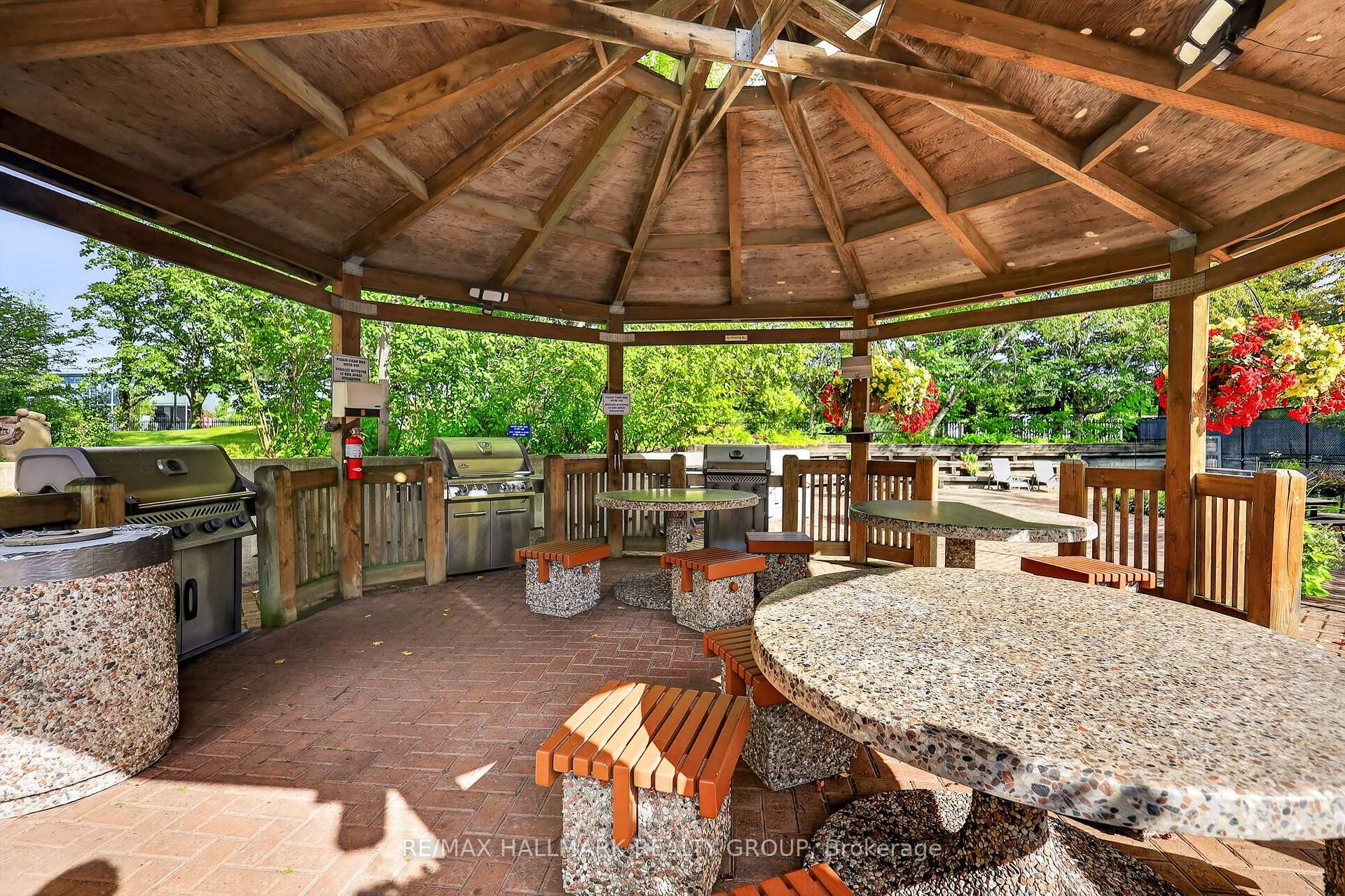 Photo 31 of Unit 2402, 1500 Riverside Drive, Ottawa, Riverview Park — HOMEH