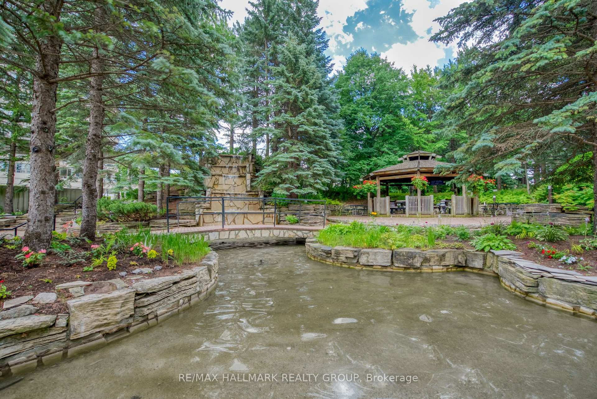 Photo 33 of Unit 2402, 1500 Riverside Drive, Ottawa, Riverview Park — HOMEH