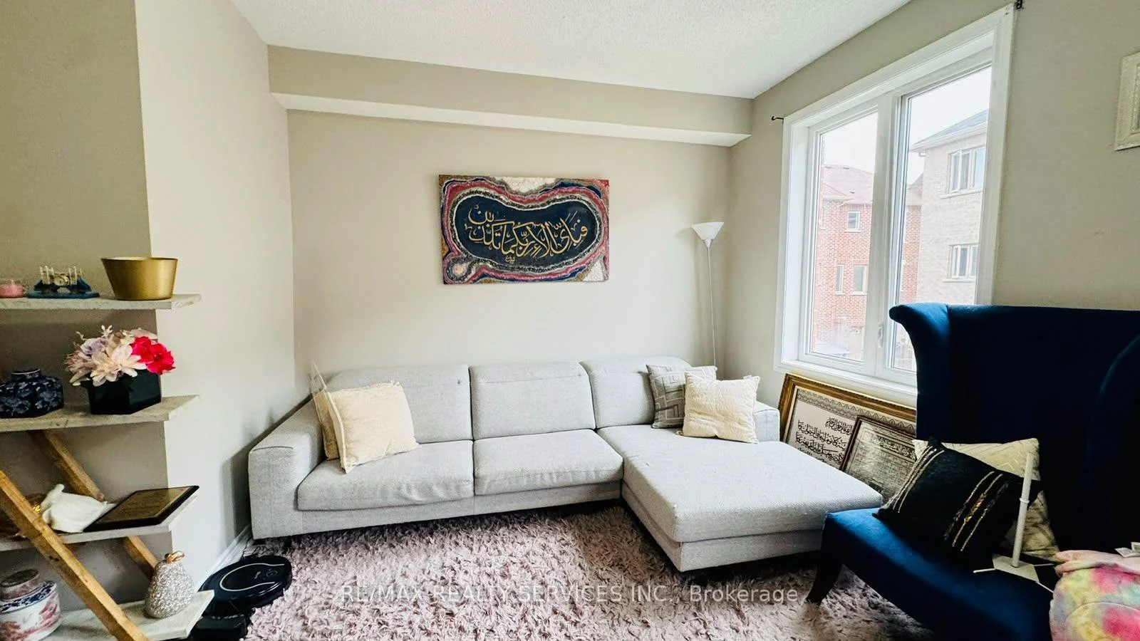 Photo 11 of 8 Rabbit Run Way, Brampton, Heart Lake East — HOMEH
