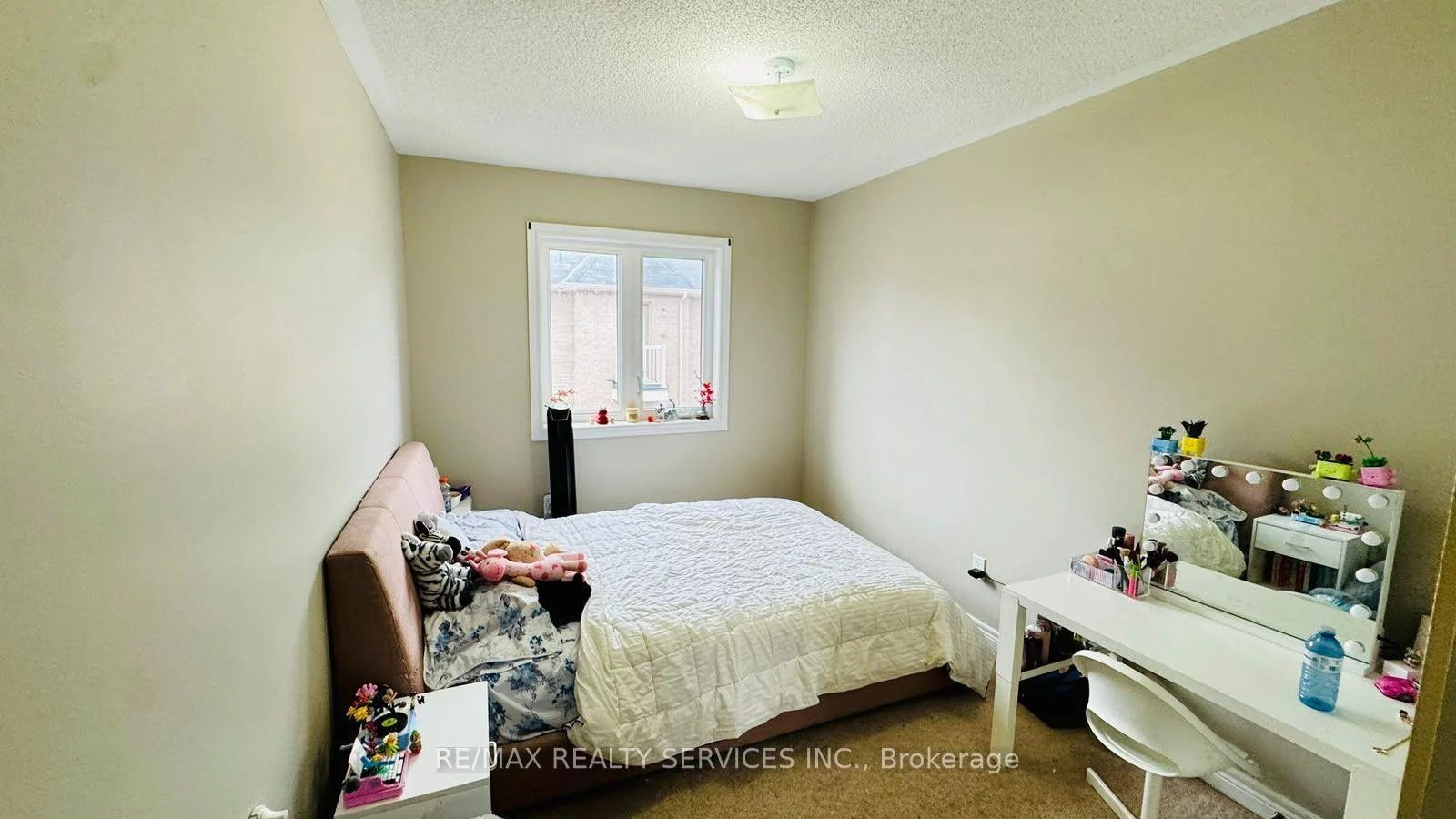 Photo 22 of 8 Rabbit Run Way, Brampton, Heart Lake East — HOMEH