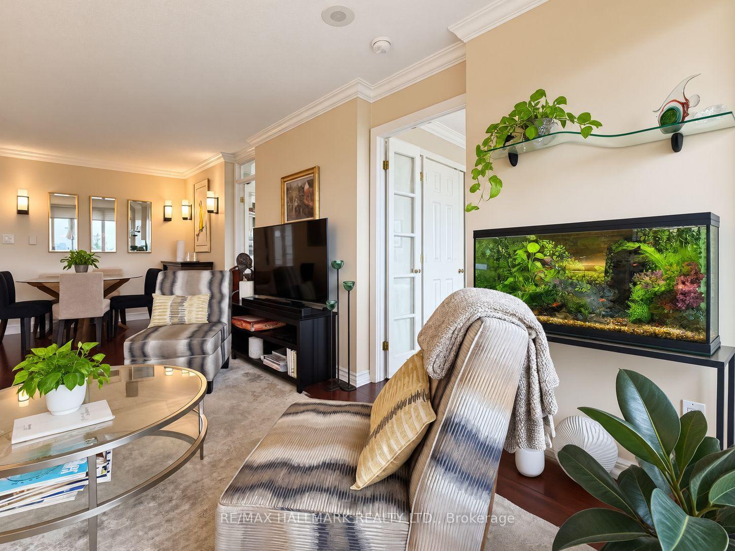 Photo 8 of Unit 1006, 253 Merton Street, Toronto, Mount Pleasant West — HOMEH