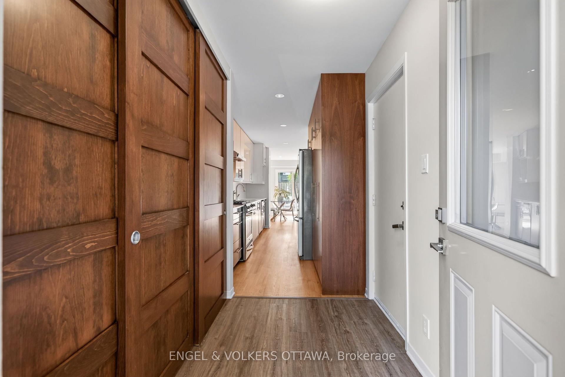 Photo 2 of 22 Chestnut Street, Ottawa, Ottawa East — HOMEH