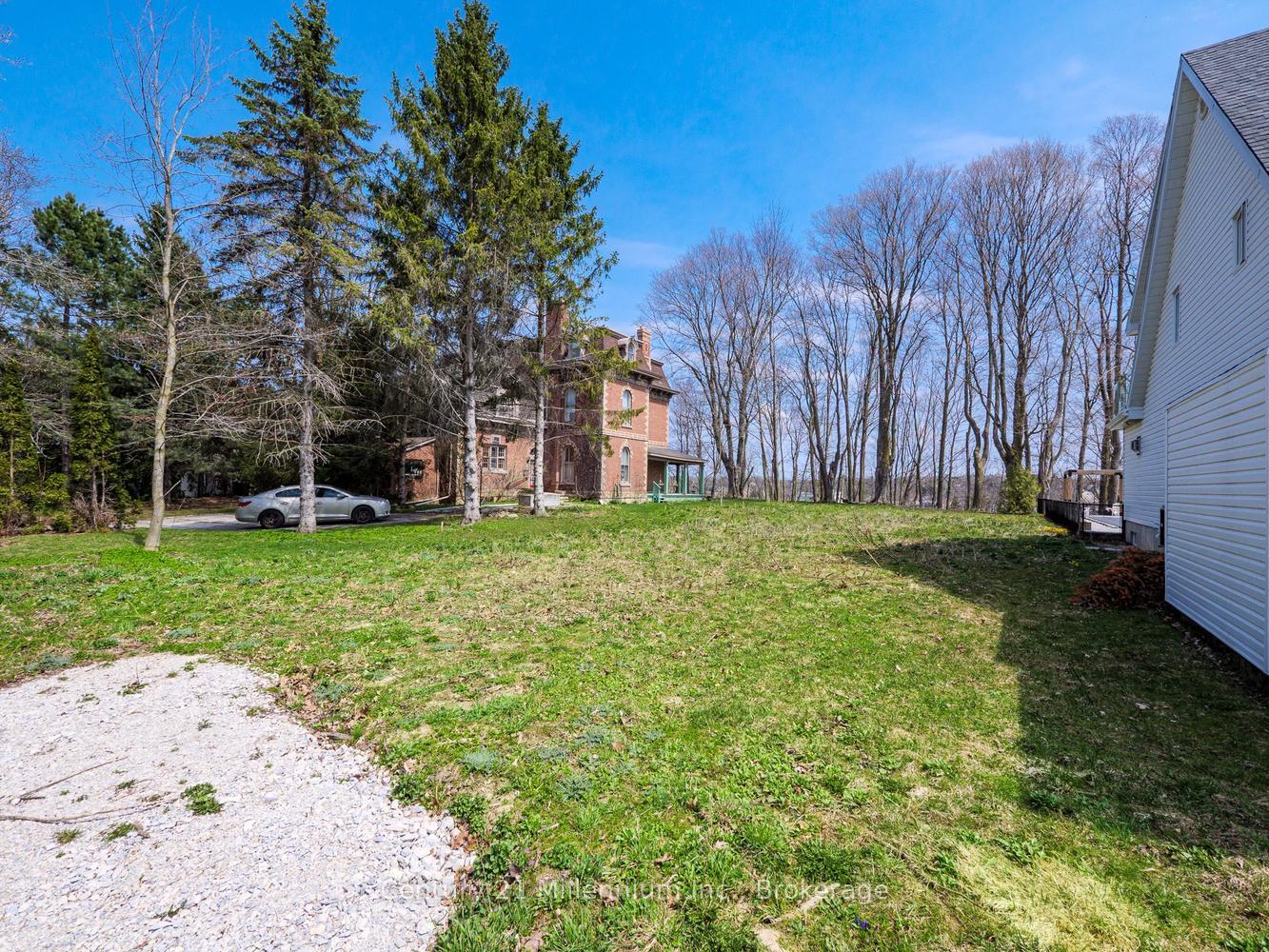 Photo of 855 4th Avenue A West