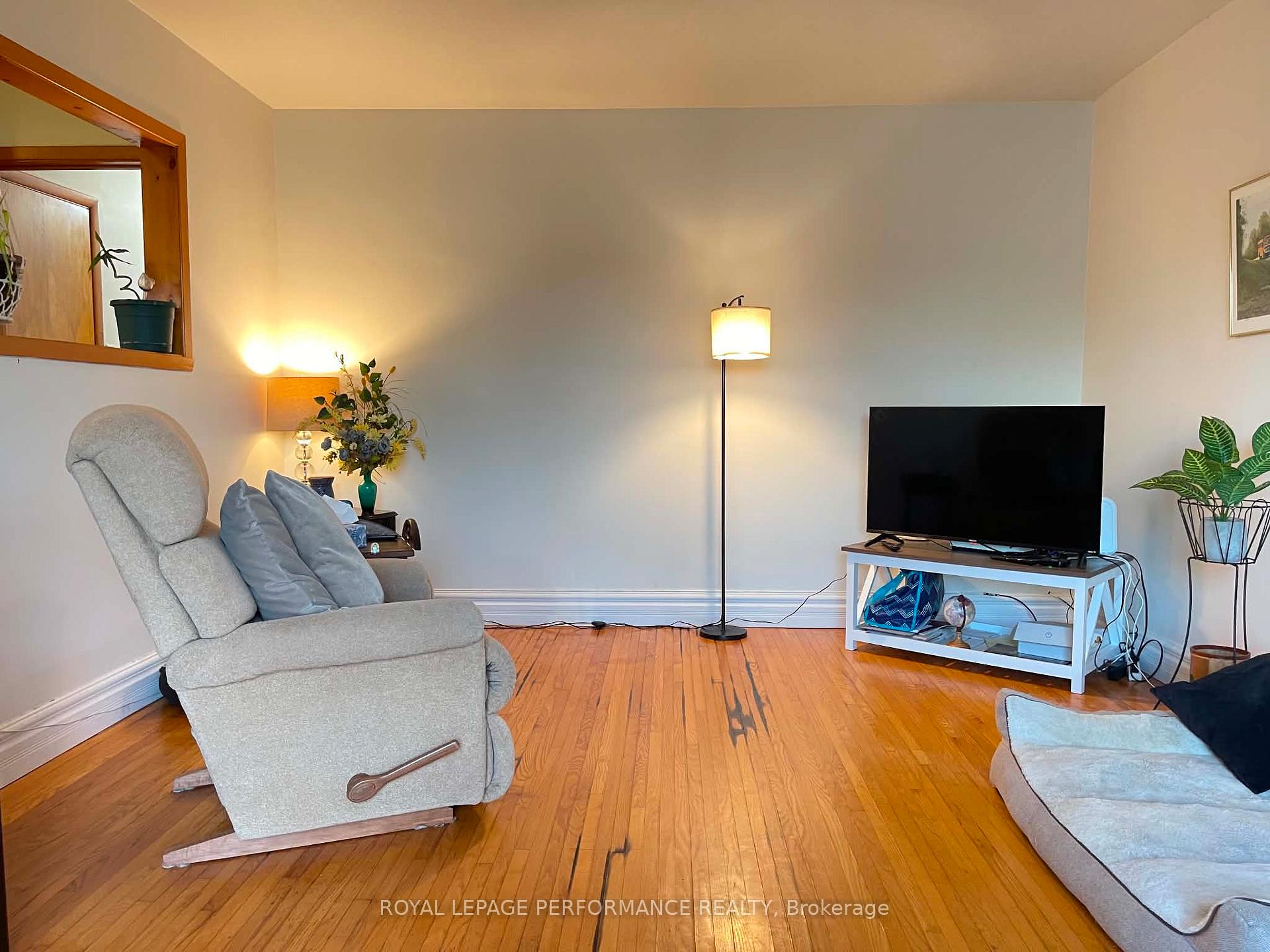 Photo 8 of 207 Leonia Street, Cornwall, Cornwall — HOMEH