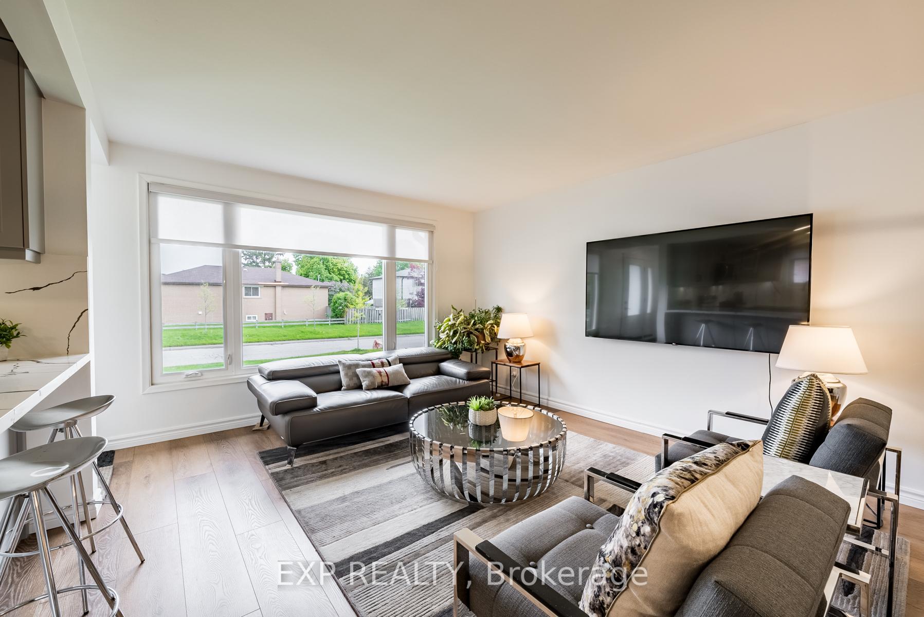 Photo 8 of 870 Modlin Road, Pickering, Bay Ridges — HOMEH