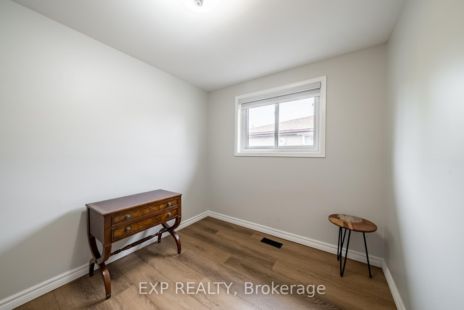 Photo 33 of 870 Modlin Road, Pickering, Bay Ridges — HOMEH