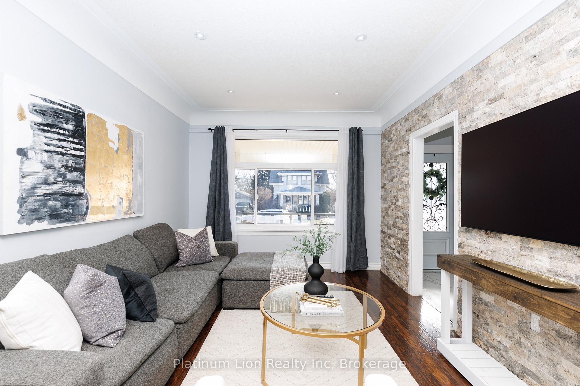 Photo 16 of 11 Fairview Road, Grimsby, Grimsby Beach — HOMEH