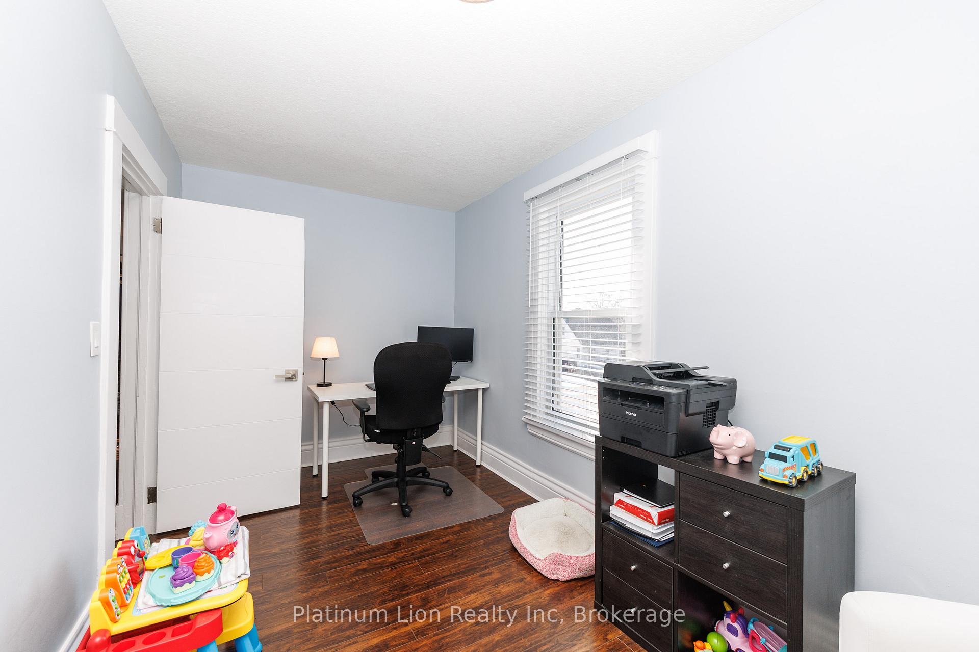 Photo 30 of 11 Fairview Road, Grimsby, Grimsby Beach — HOMEH
