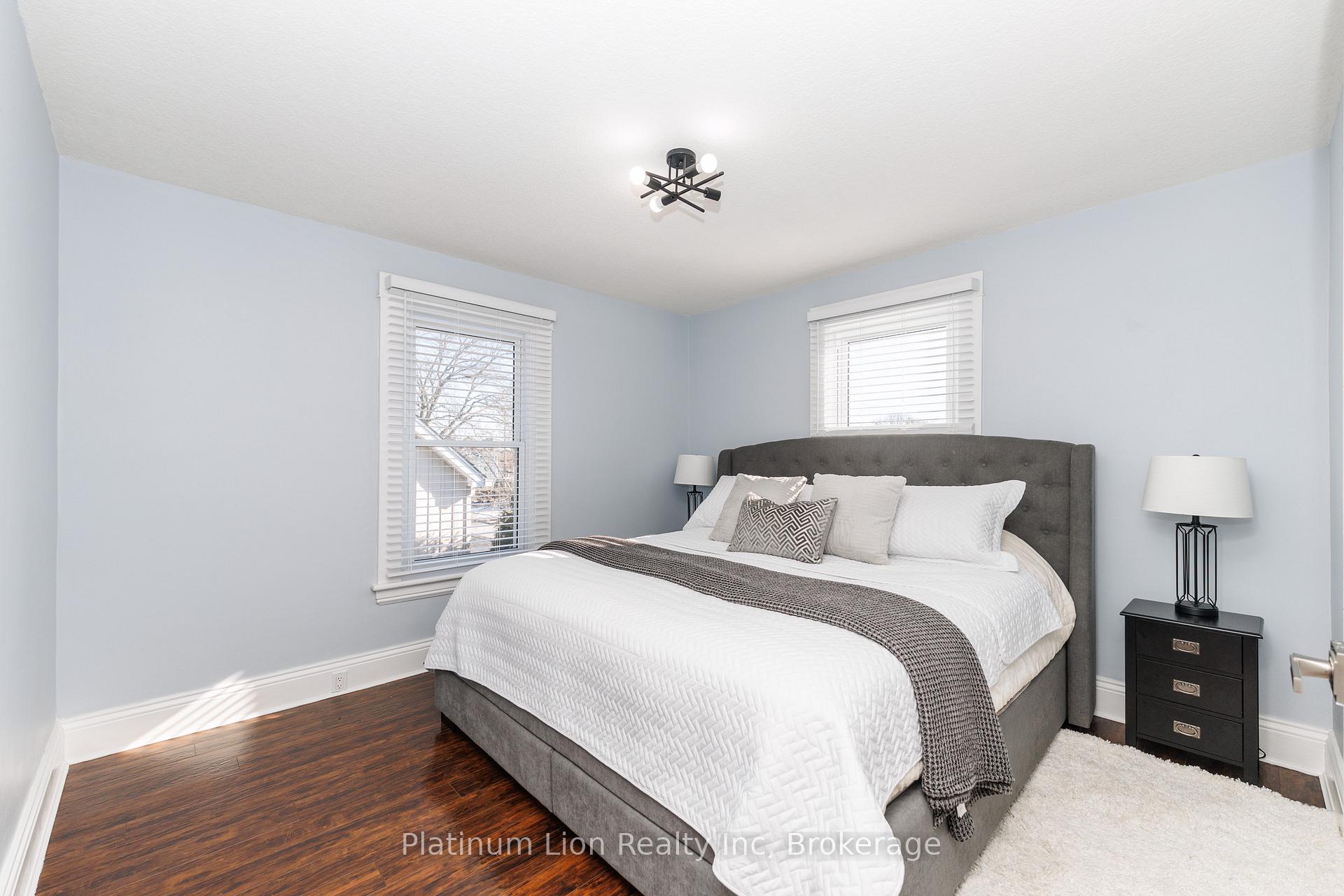 Photo 38 of 11 Fairview Road, Grimsby, Grimsby Beach — HOMEH