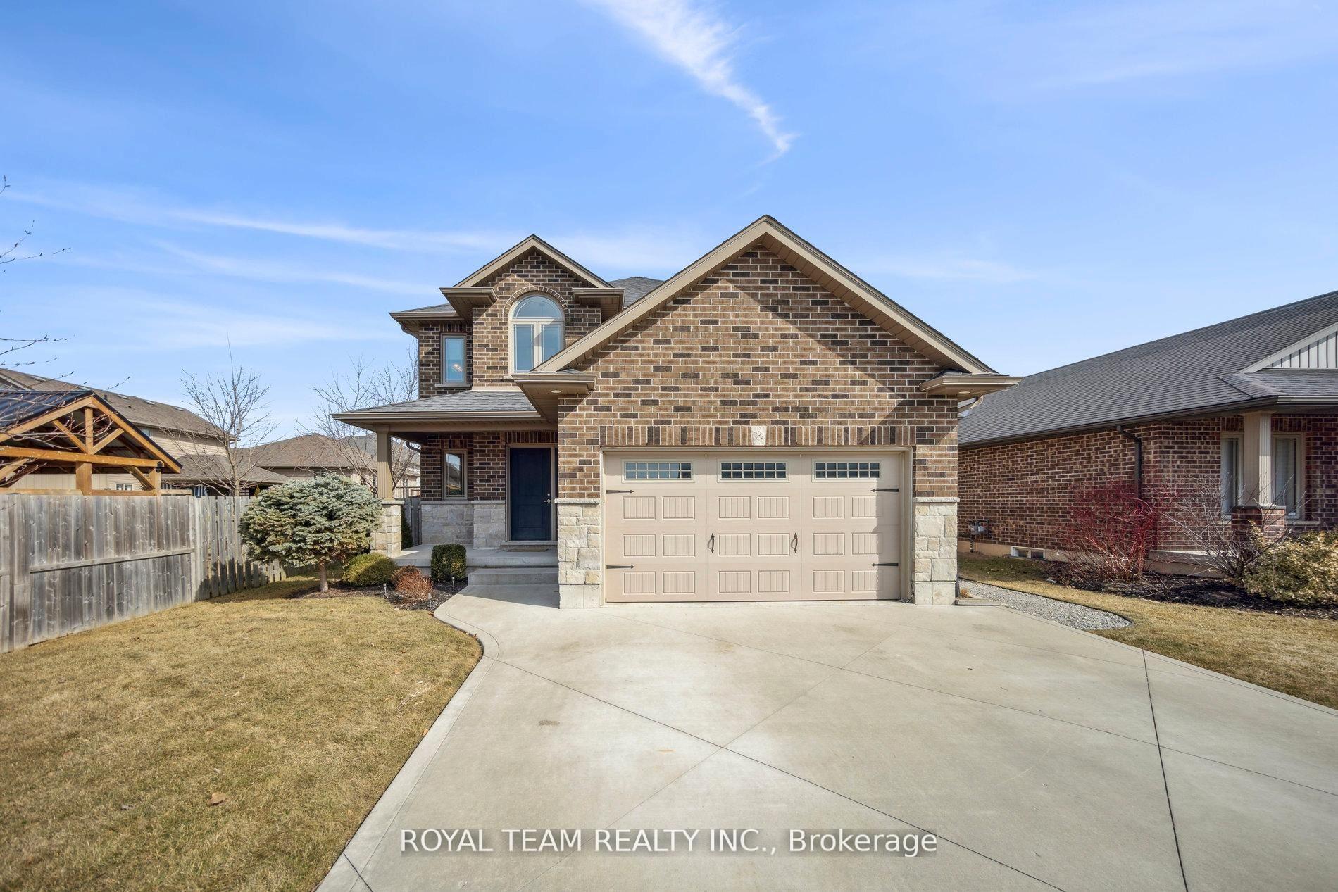 Photo 3 of 2 Lafayette Street E, Haldimand — HOMEH