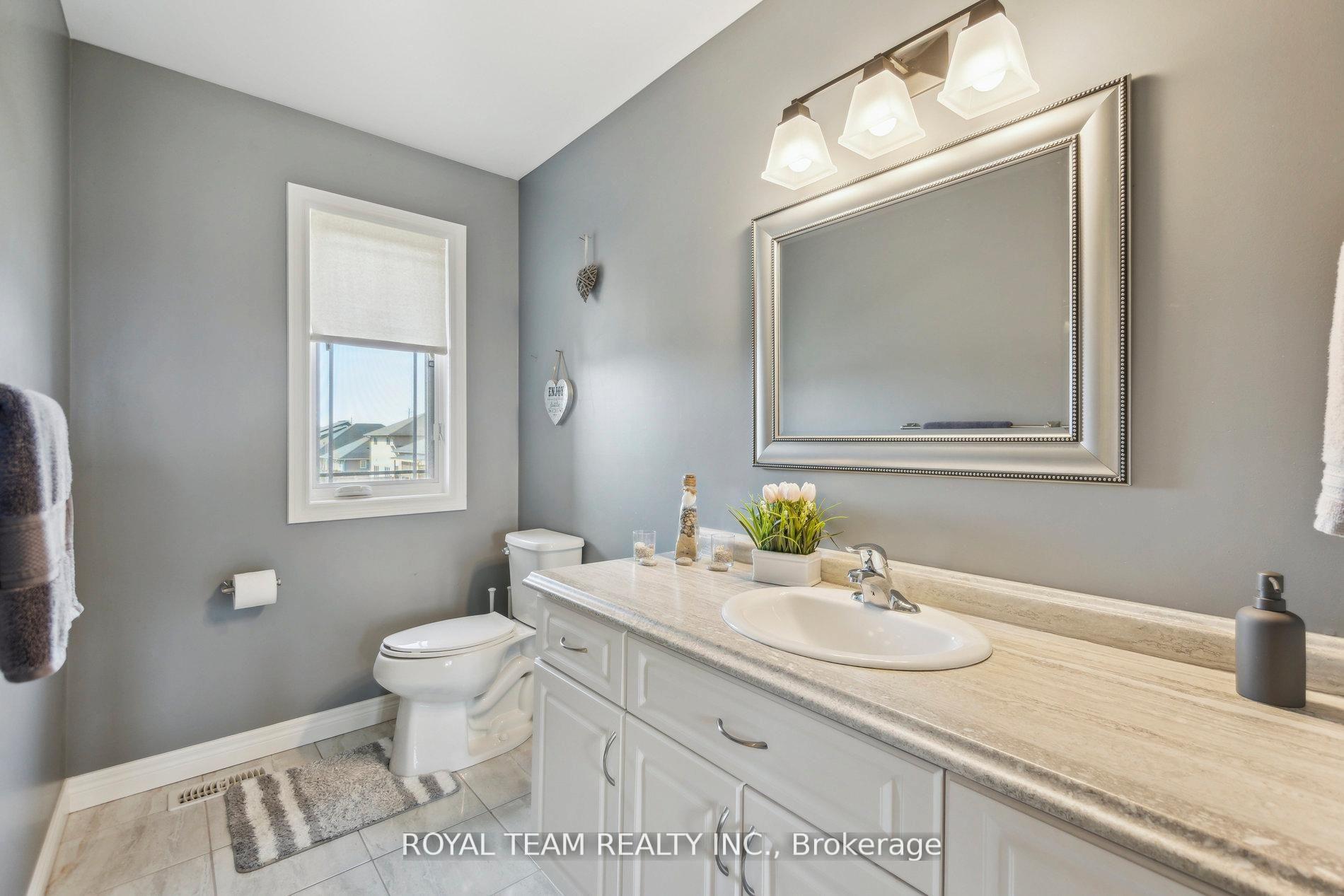 Photo 21 of 2 Lafayette Street E, Haldimand — HOMEH