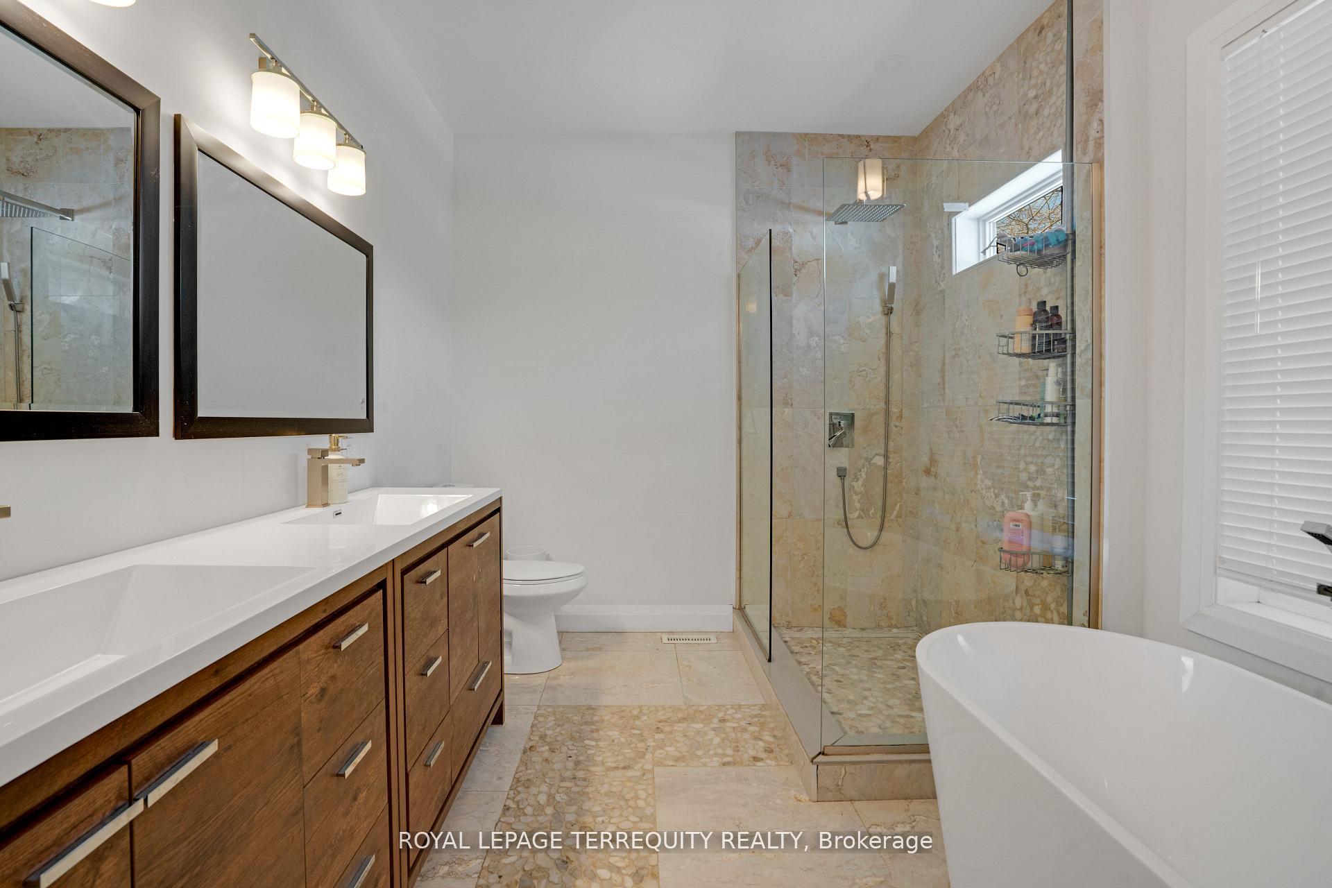 Photo 15 of 716 North Shore Boulevard E, Burlington, LaSalle — HOMEH