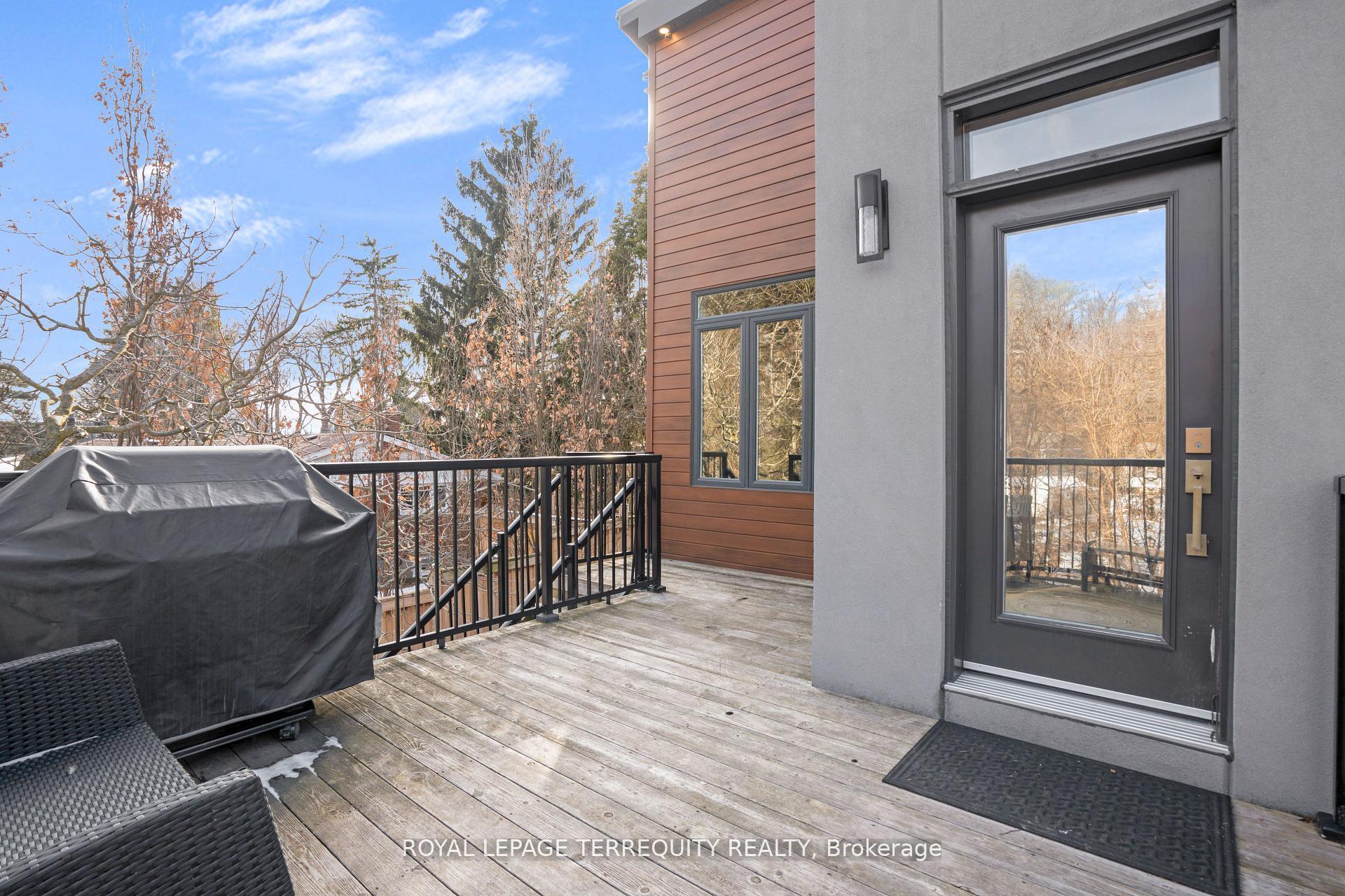 Photo 26 of 716 North Shore Boulevard E, Burlington, LaSalle — HOMEH