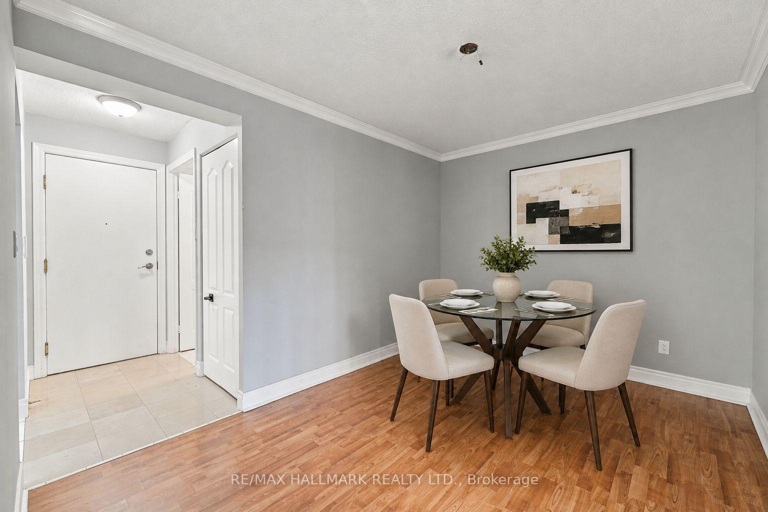 Photo 3 of Unit 617, 5418 Yonge Street, North York, Willowdale West — HOMEH