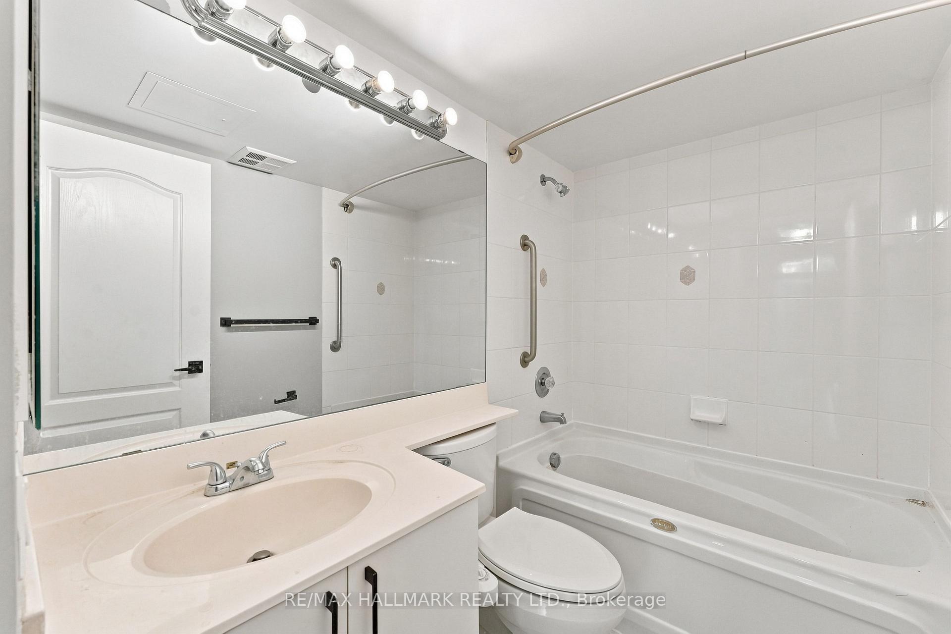 Photo 15 of Unit 617, 5418 Yonge Street, North York, Willowdale West — HOMEH