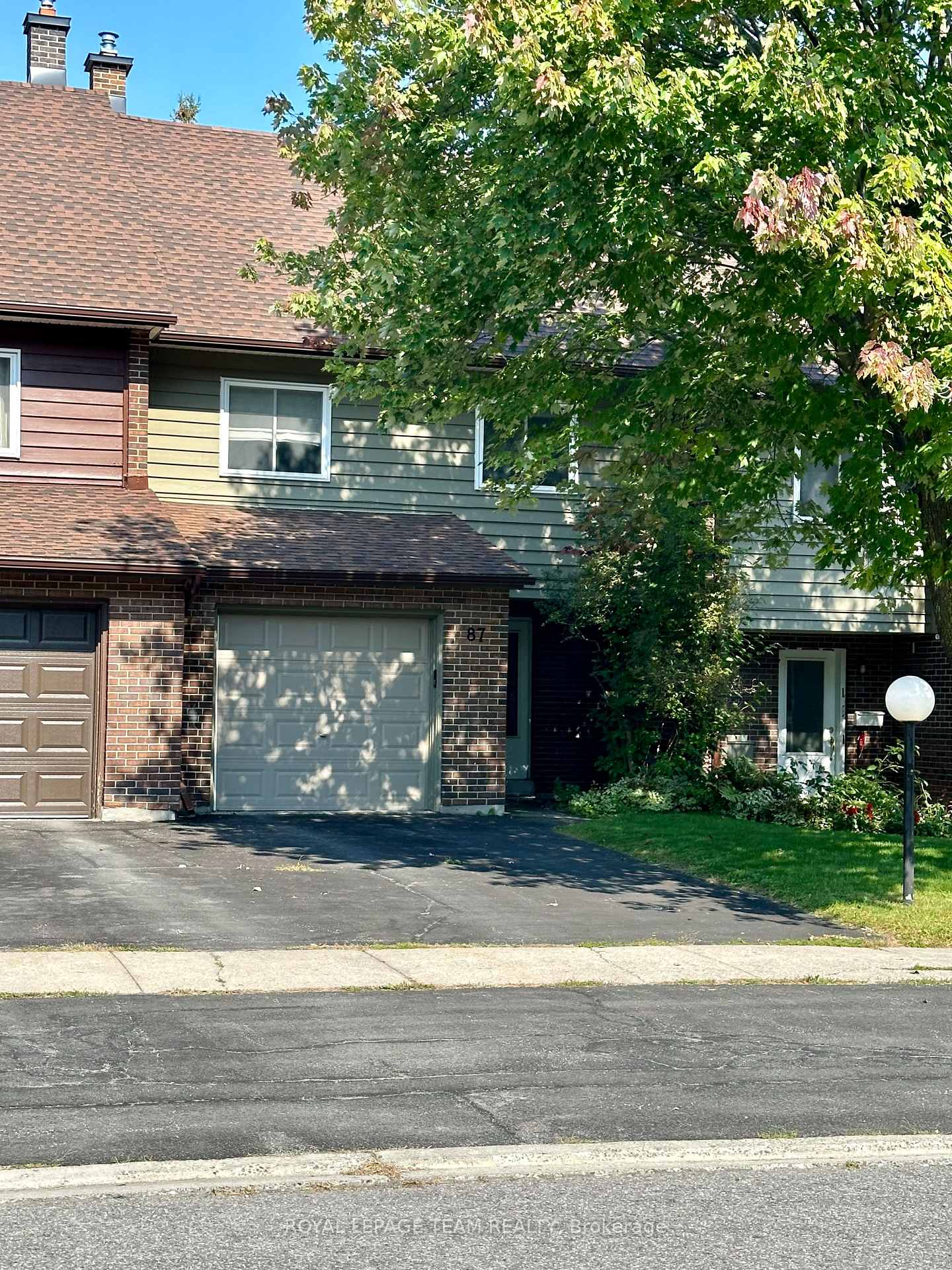 Photo 2 of 87 Glen Park Drive, Ottawa, Blackburn Hamlet (South) — HOMEH