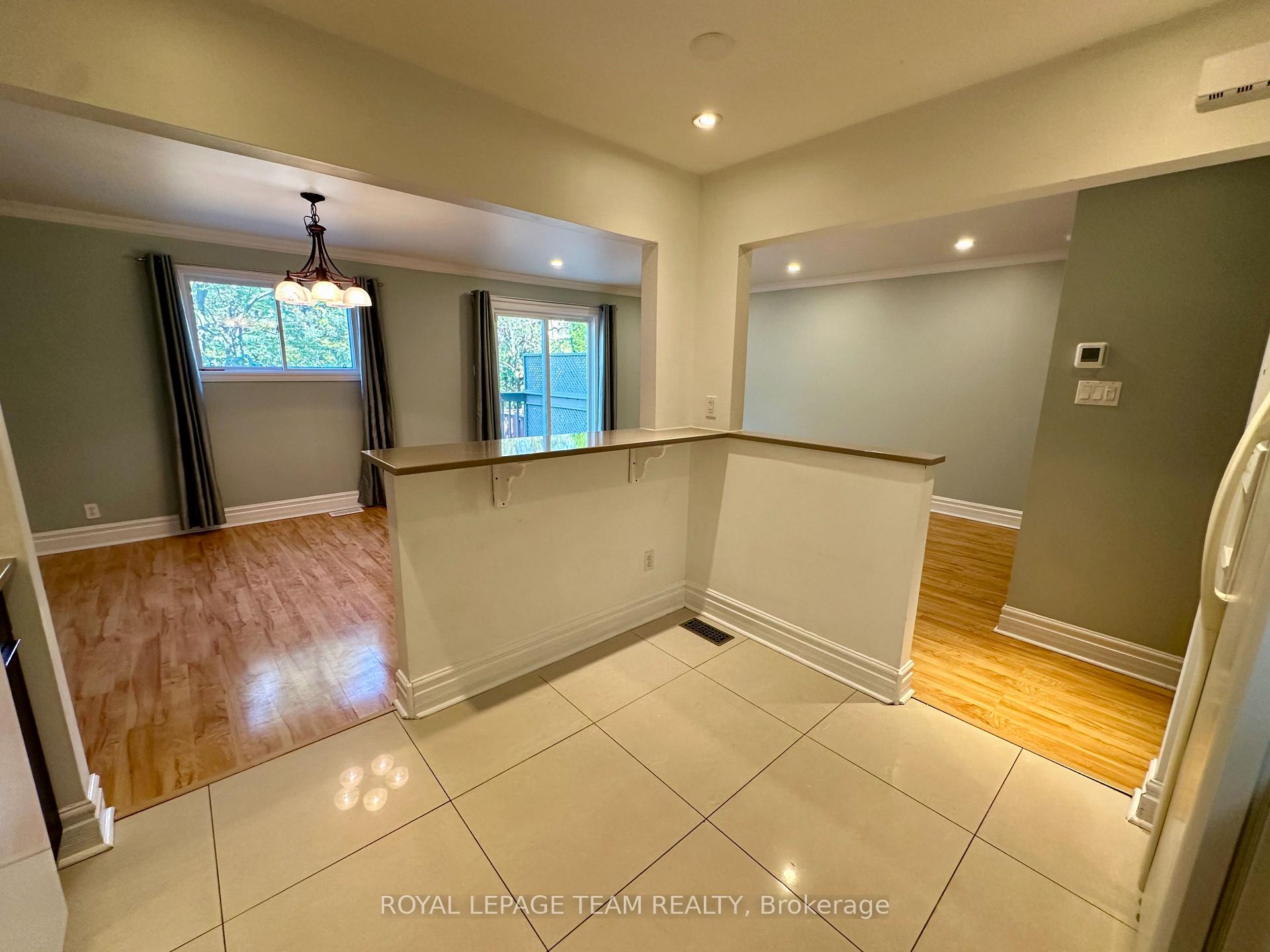 Photo 11 of 87 Glen Park Drive, Ottawa, Blackburn Hamlet (South) — HOMEH