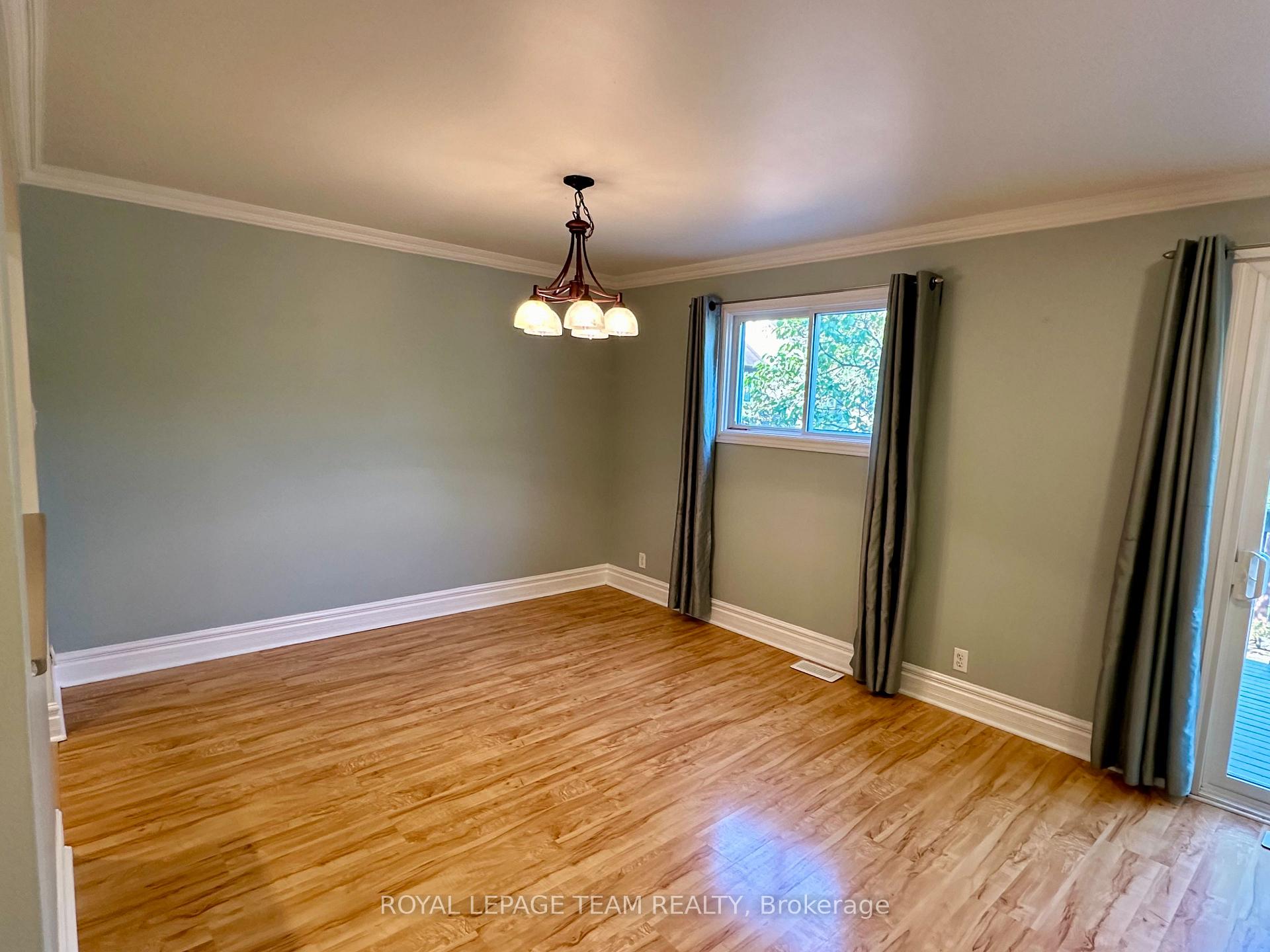 Photo 14 of 87 Glen Park Drive, Ottawa, Blackburn Hamlet (South) — HOMEH
