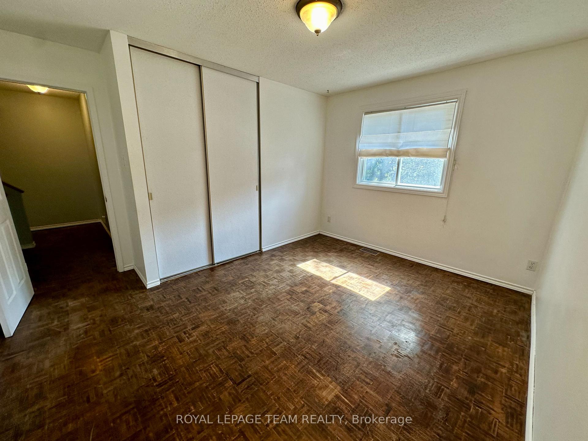 Photo 21 of 87 Glen Park Drive, Ottawa, Blackburn Hamlet (South) — HOMEH