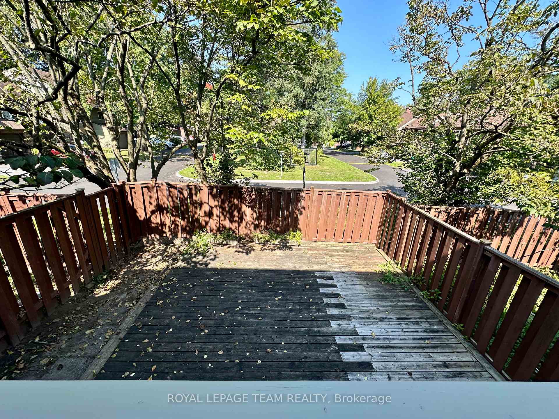 Photo 30 of 87 Glen Park Drive, Ottawa, Blackburn Hamlet (South) — HOMEH