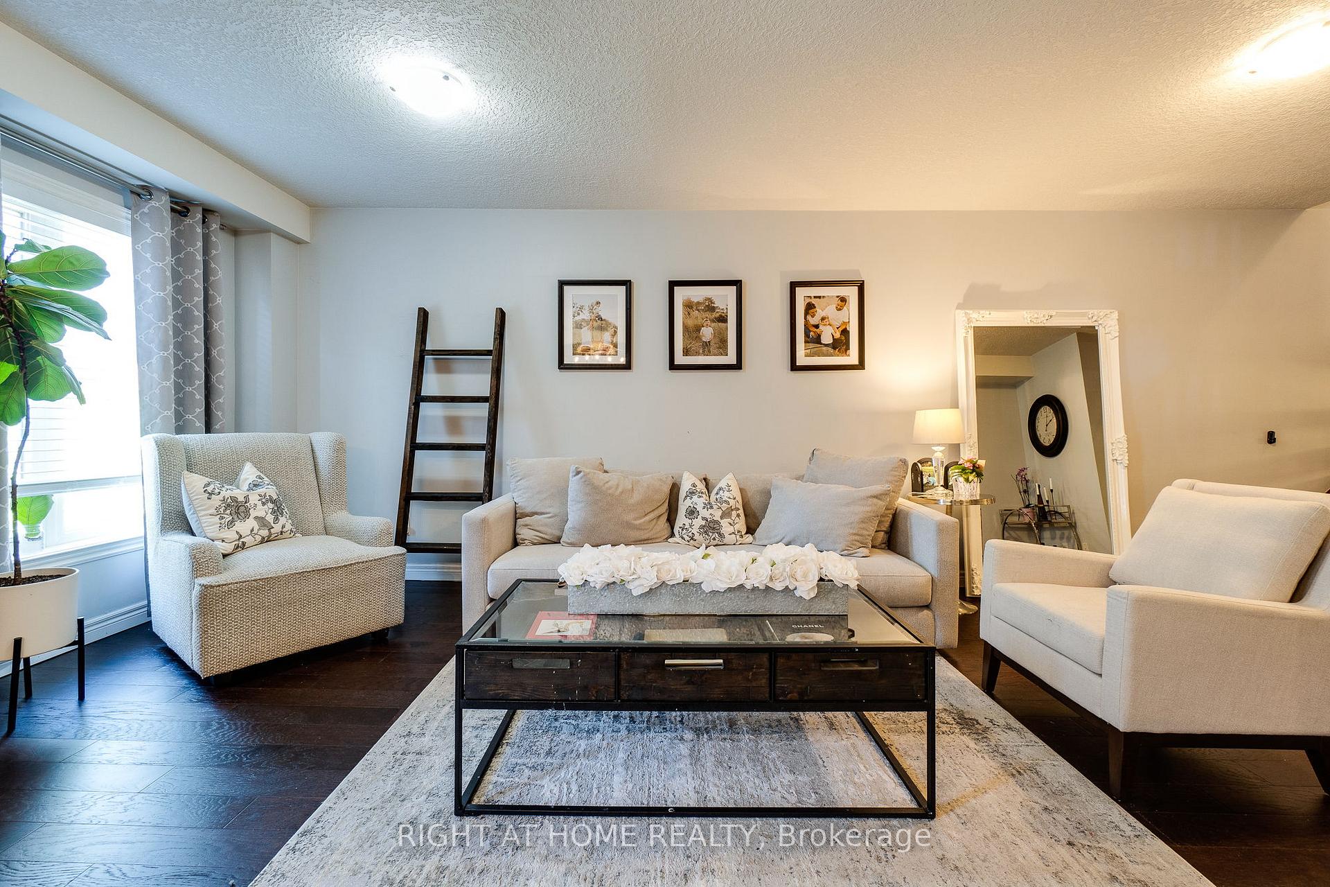 Photo 7 of Unit 12, 70 Highgate Drive, Hamilton, Stoney Creek Mountain — HOMEH