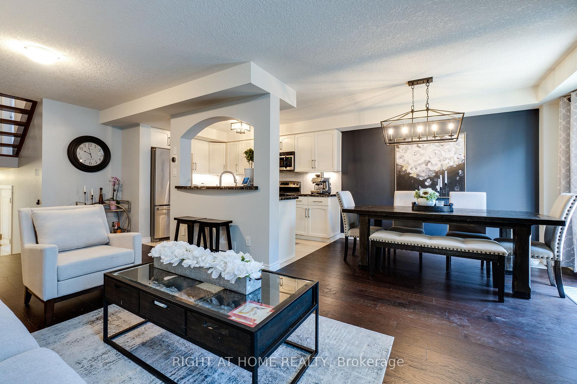 Photo 9 of Unit 12, 70 Highgate Drive, Hamilton, Stoney Creek Mountain — HOMEH