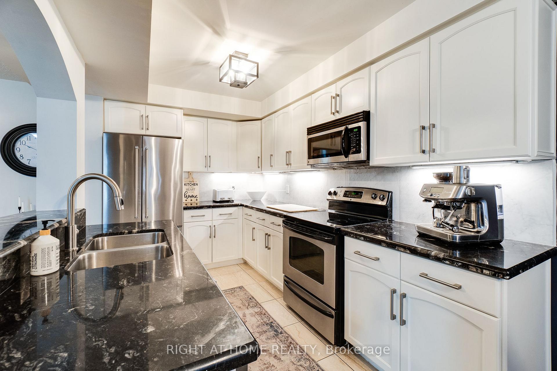 Photo 12 of Unit 12, 70 Highgate Drive, Hamilton, Stoney Creek Mountain — HOMEH