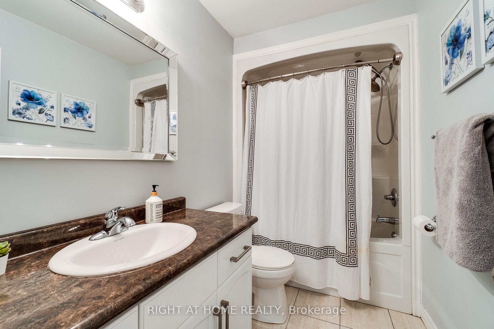 Photo 25 of Unit 12, 70 Highgate Drive, Hamilton, Stoney Creek Mountain — HOMEH