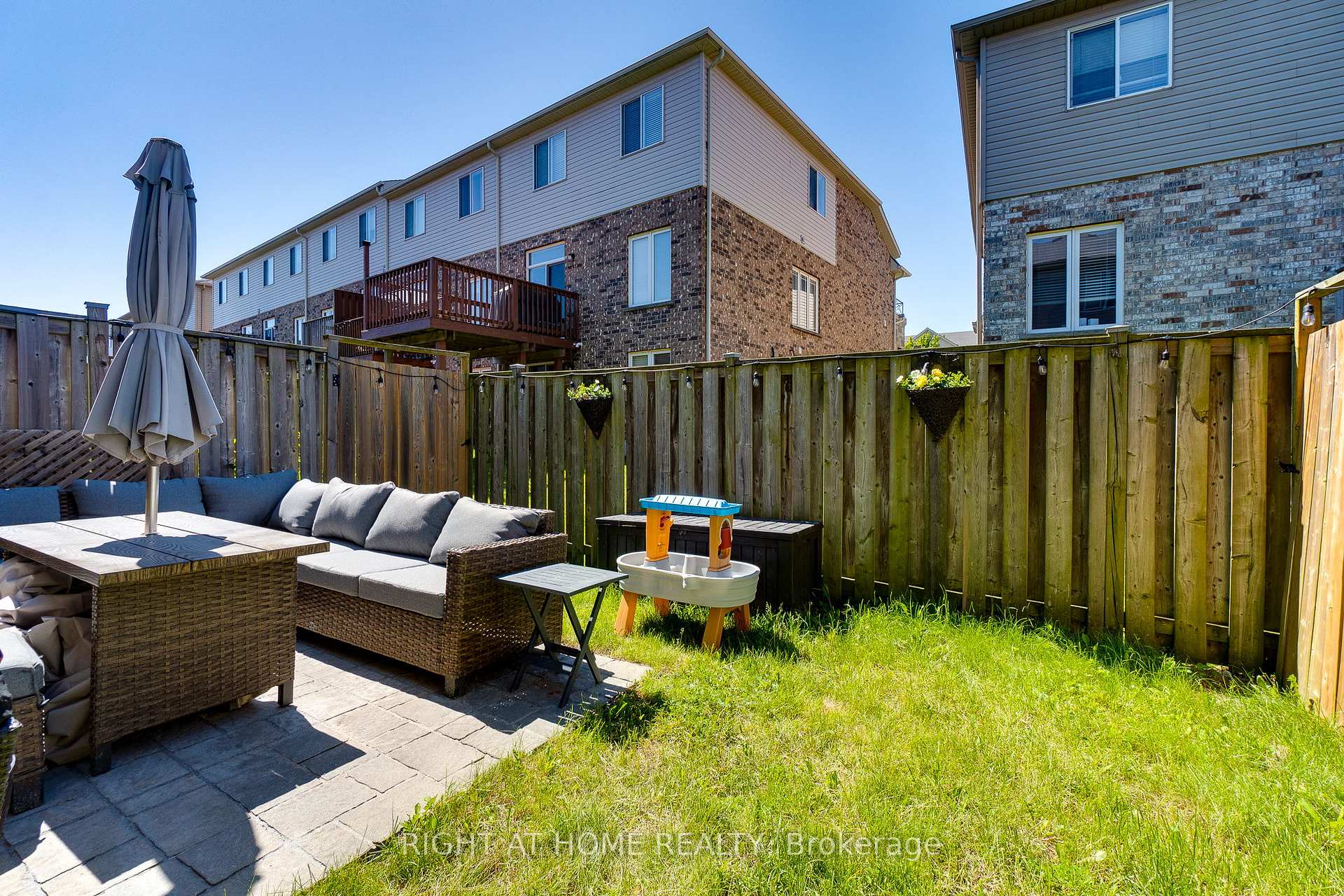 Photo 32 of Unit 12, 70 Highgate Drive, Hamilton, Stoney Creek Mountain — HOMEH