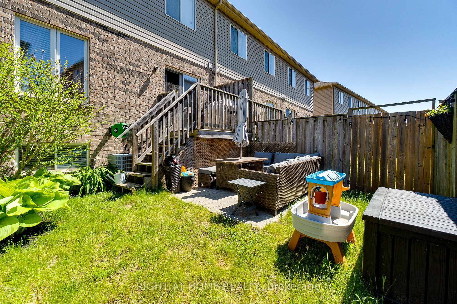 Photo 33 of Unit 12, 70 Highgate Drive, Hamilton, Stoney Creek Mountain — HOMEH