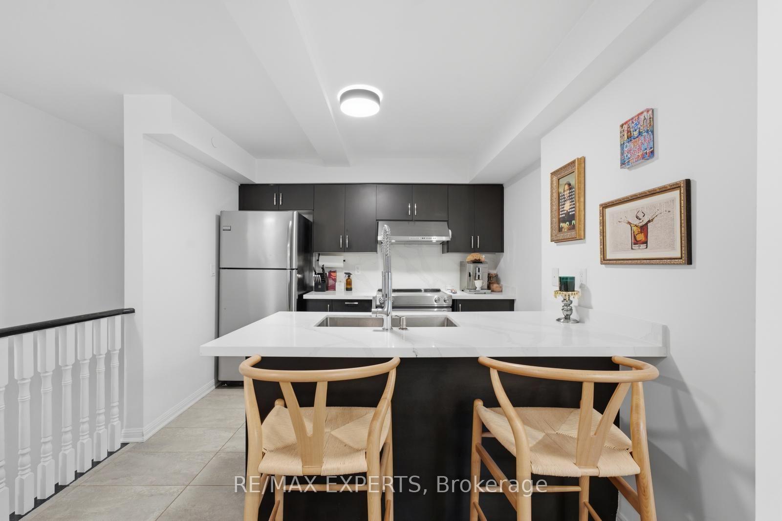 Photo 7 of Unit 301, 9589 Keele Street, Vaughan, Maple — HOMEH