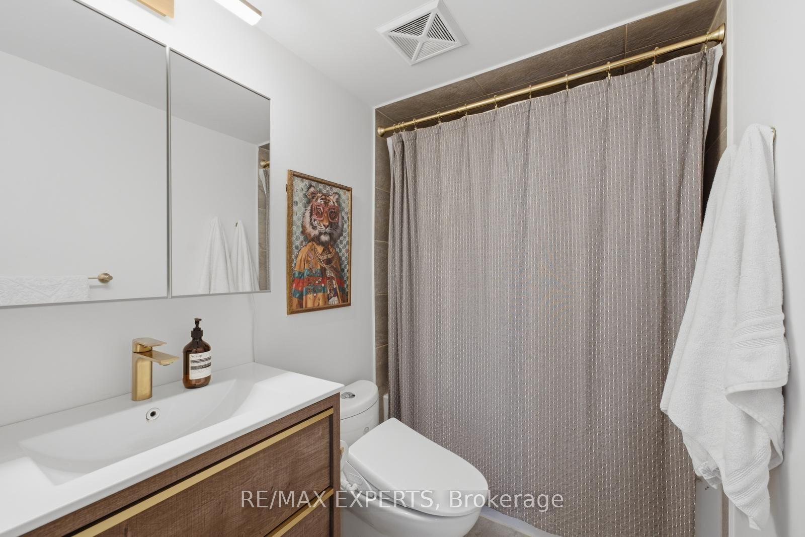 Photo 22 of Unit 301, 9589 Keele Street, Vaughan, Maple — HOMEH