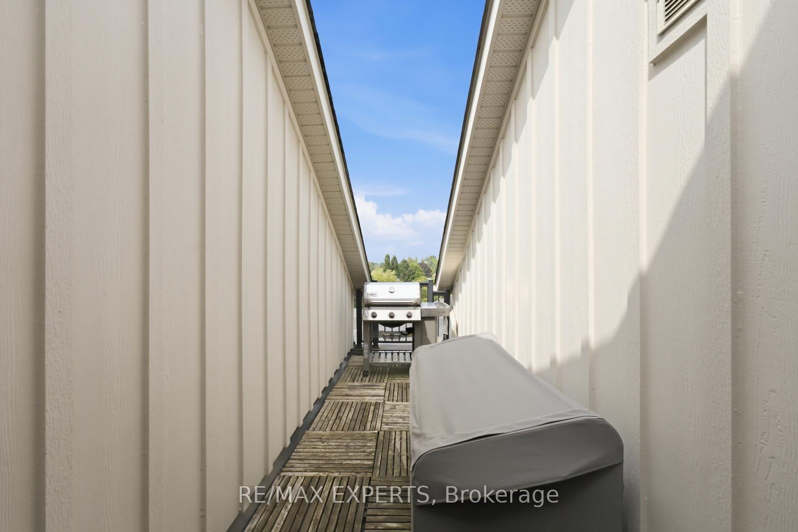 Photo 27 of Unit 301, 9589 Keele Street, Vaughan, Maple — HOMEH