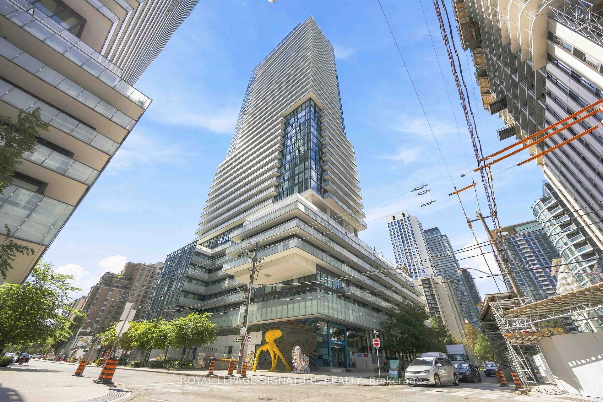 Photo of Unit 4305, 161 Roehampton Avenue