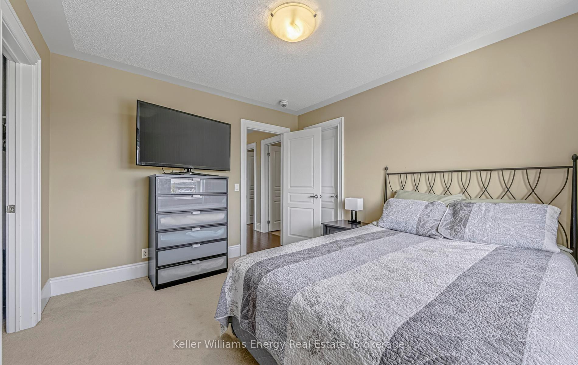 Photo 34 of 2484 Bridle Road, Oshawa, Windfields — HOMEH