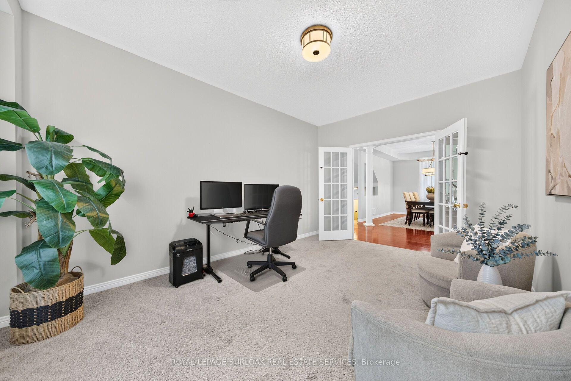 Photo 10 of 2203 Turnberry Road, Burlington, Rose — HOMEH