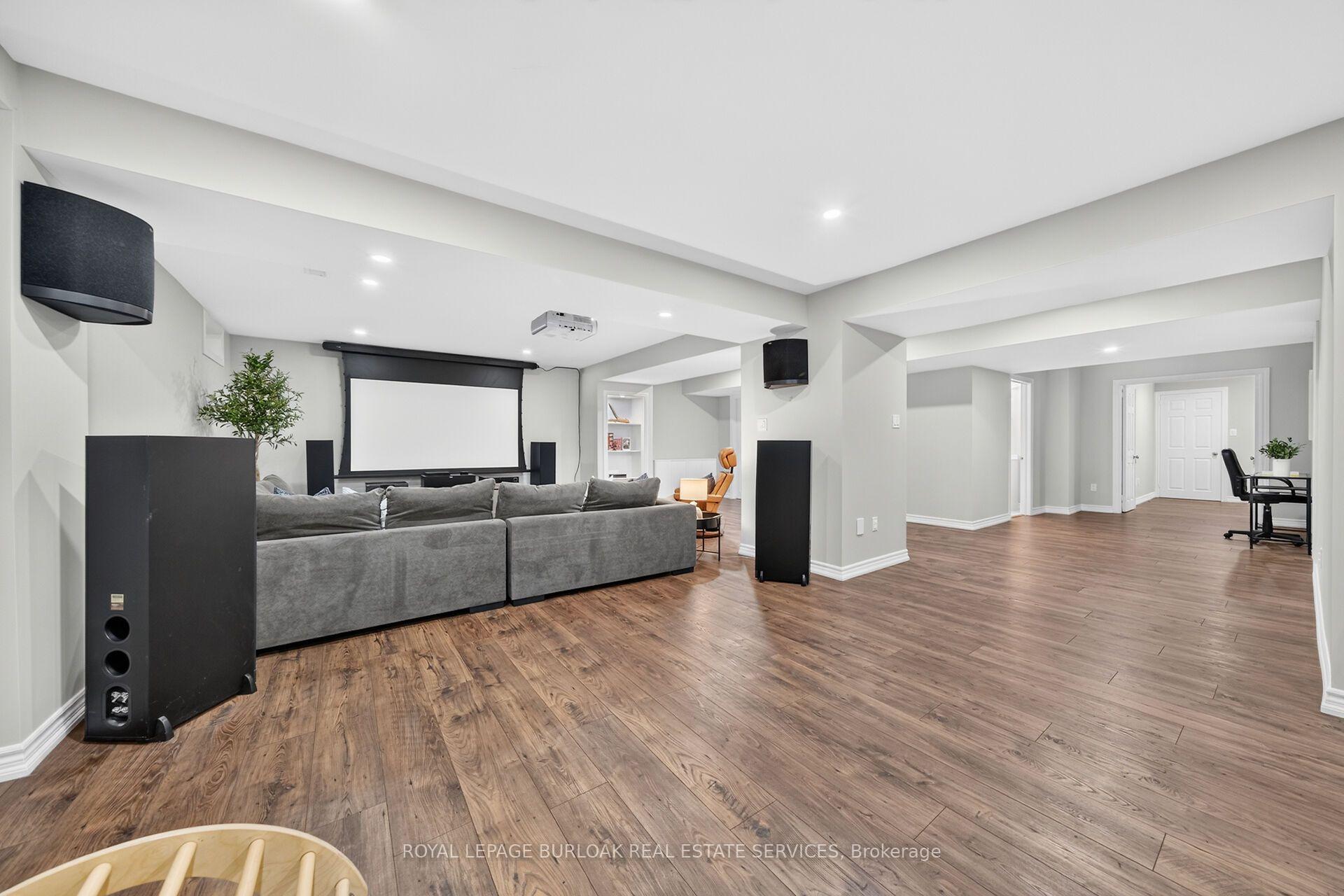 Photo 41 of 2203 Turnberry Road, Burlington, Rose — HOMEH