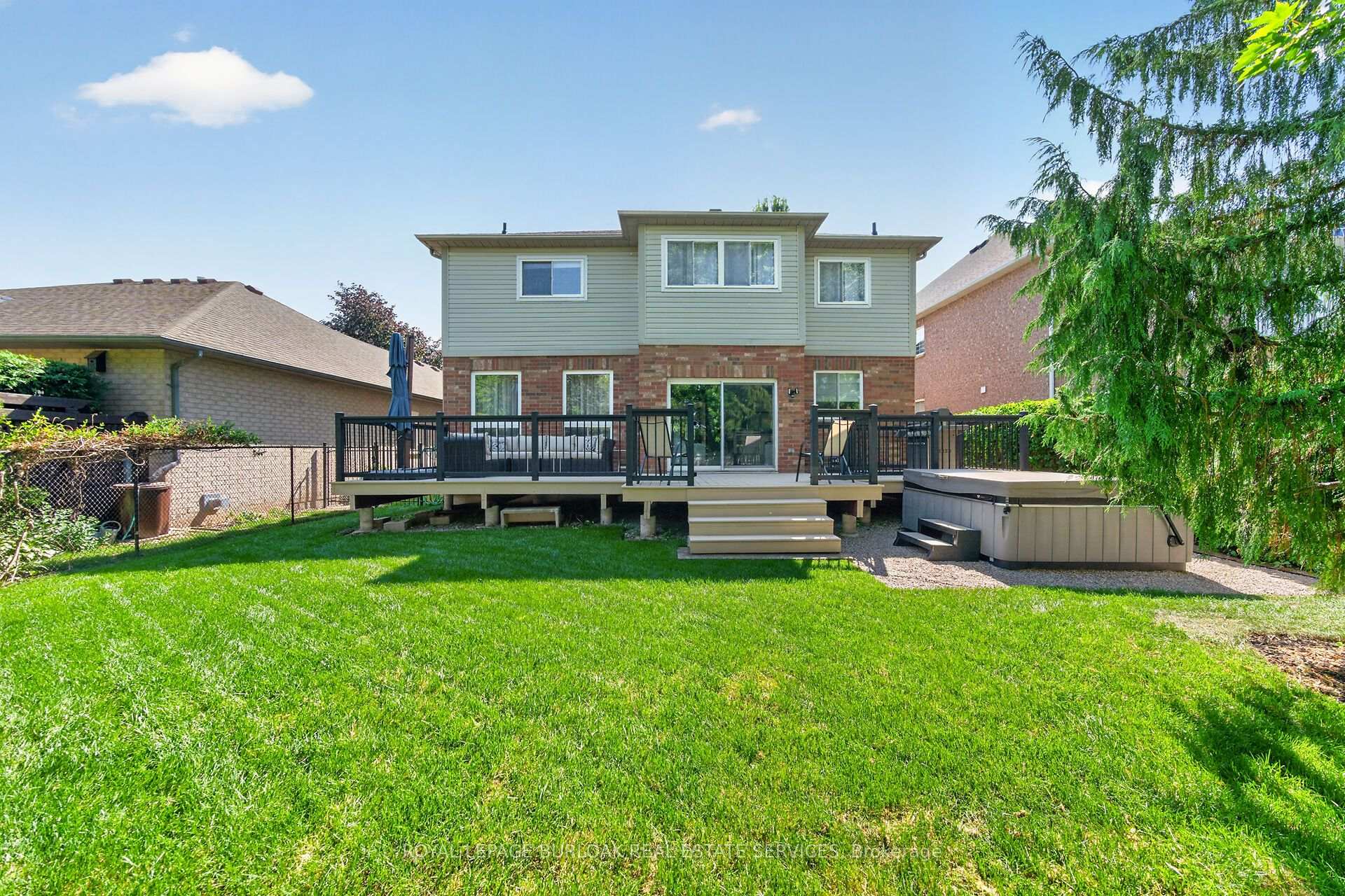 Photo 45 of 2203 Turnberry Road, Burlington, Rose — HOMEH