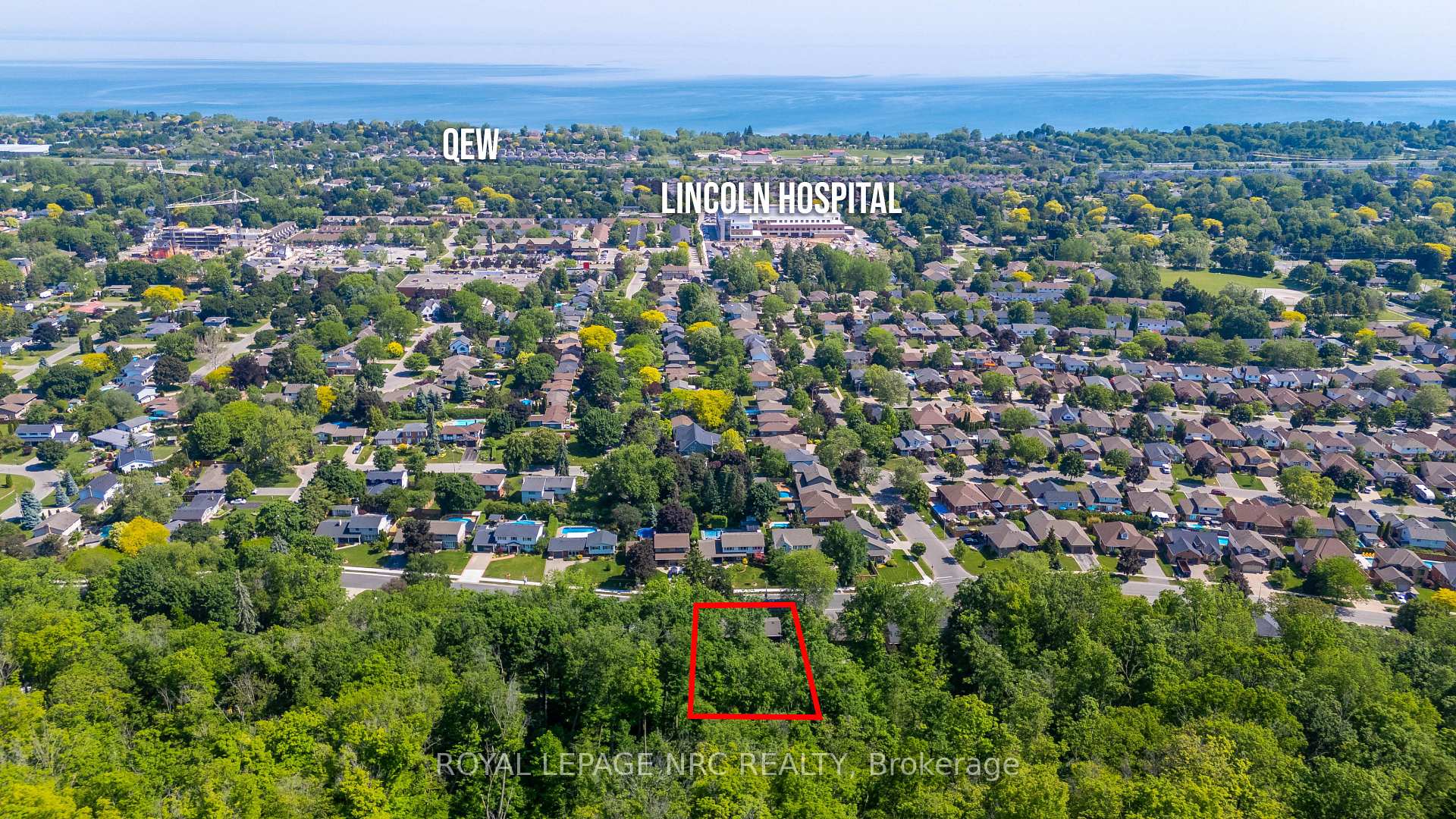 Photo 42 of 94 Dorchester Drive, Grimsby, Grimsby East — HOMEH