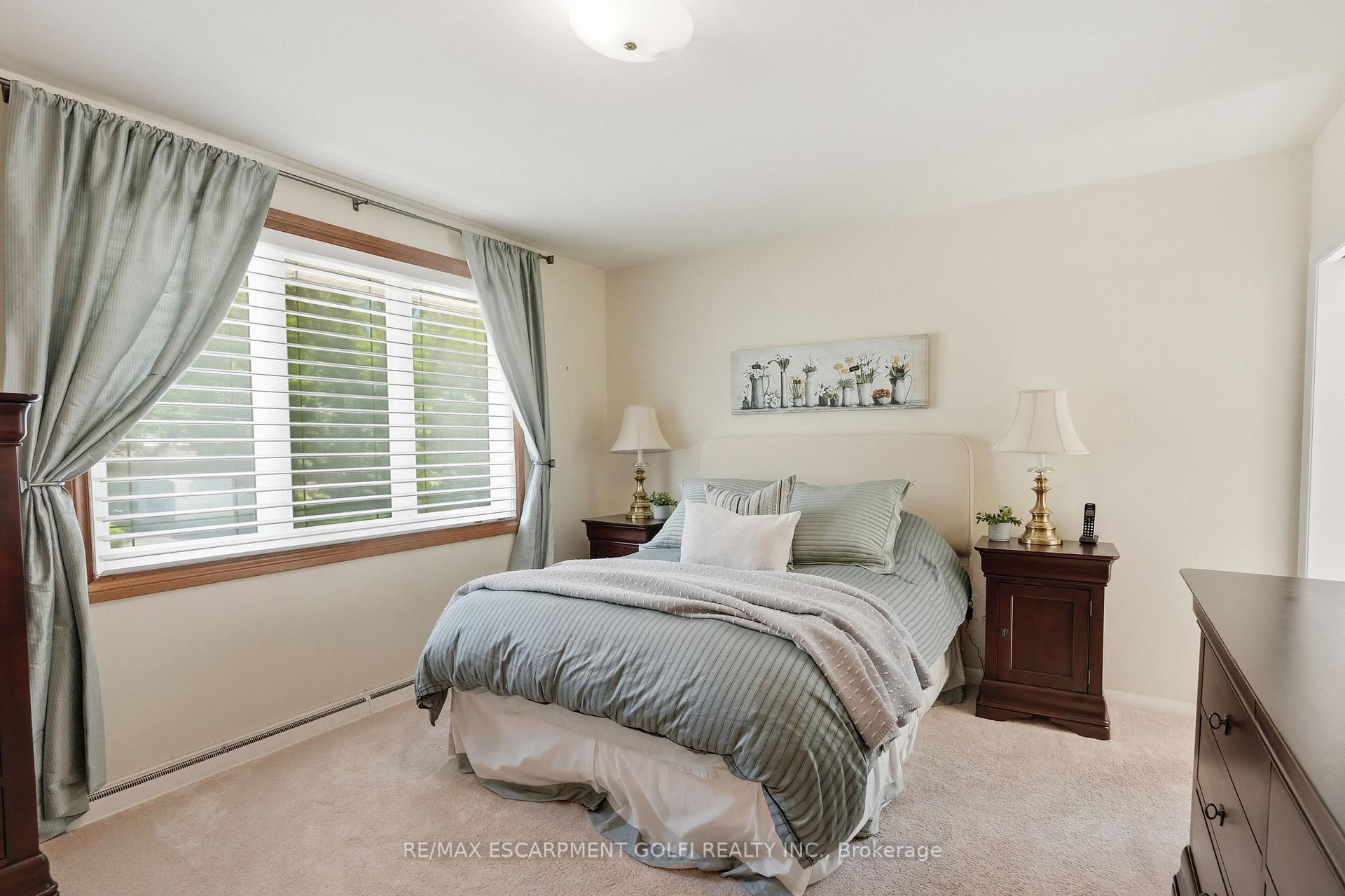 Photo 25 of 7 Braemar Place, Hamilton, Mohawk — HOMEH