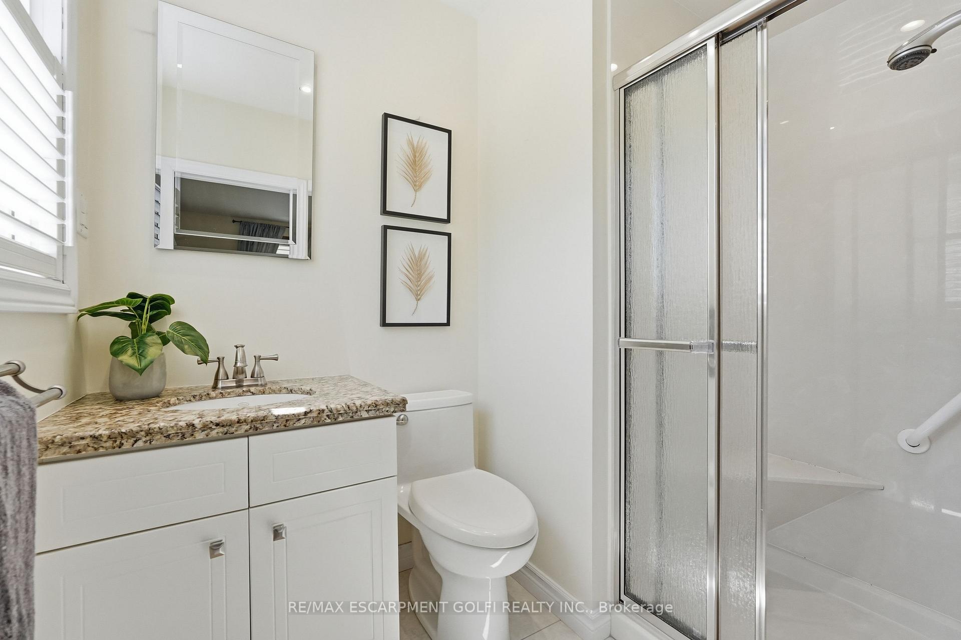 Photo 31 of 7 Braemar Place, Hamilton, Mohawk — HOMEH