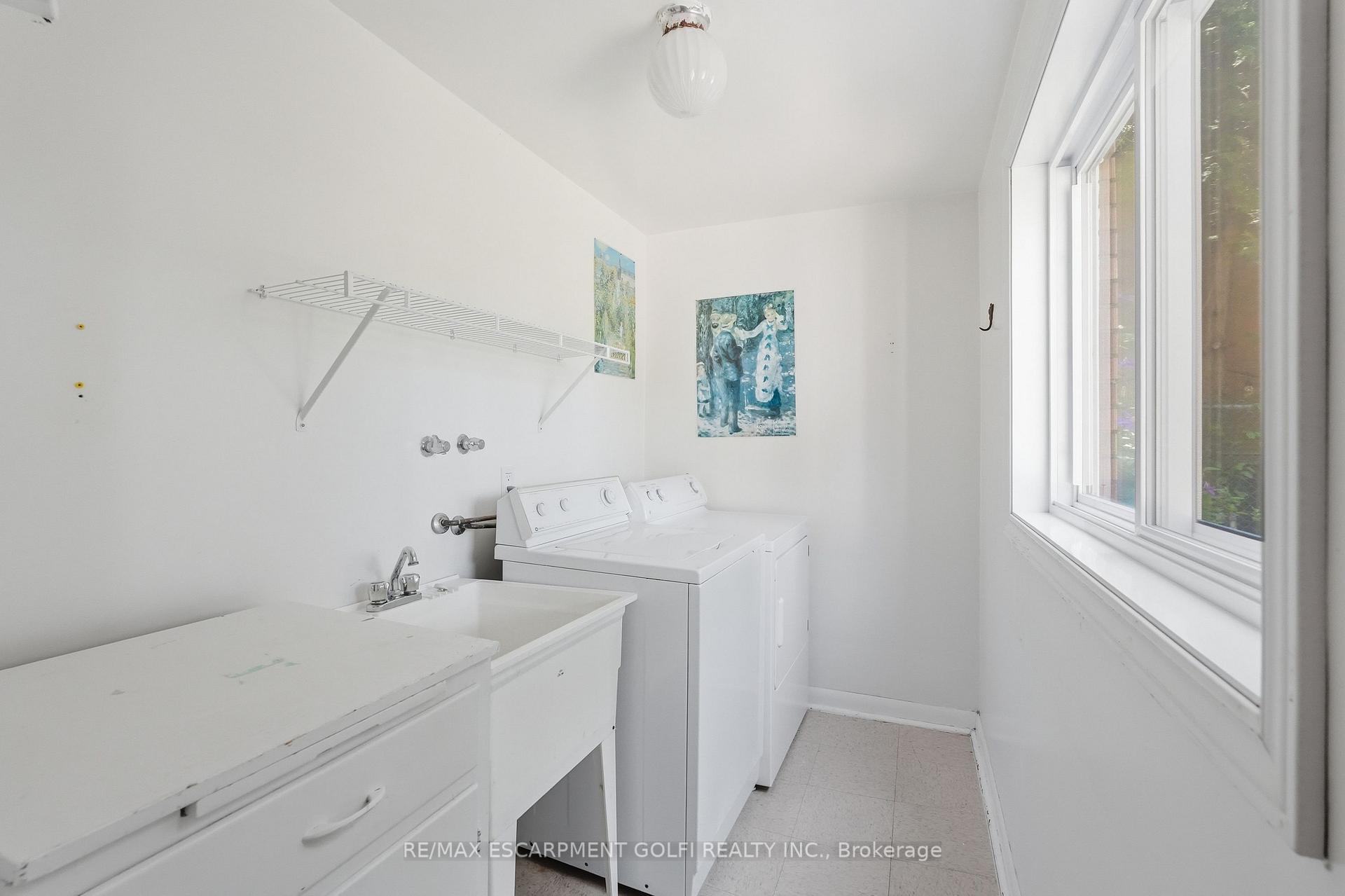 Photo 49 of 7 Braemar Place, Hamilton, Mohawk — HOMEH