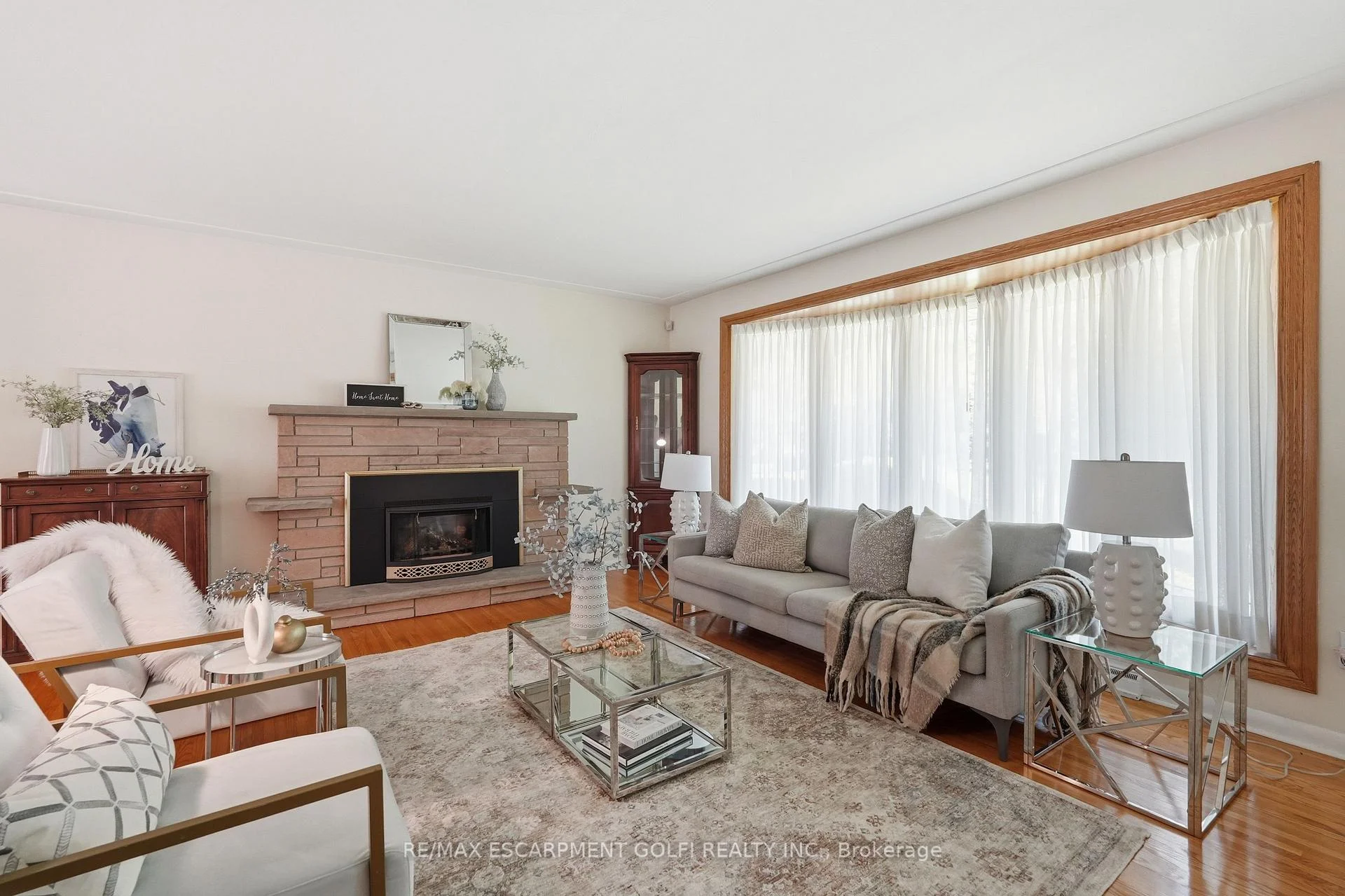 Photo 12 of 7 Braemar Place, Hamilton, Mohawk — HOMEH