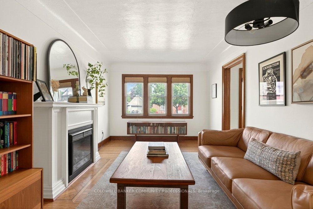 Photo 14 of 66 Edgemont Street S, Hamilton, Delta — HOMEH