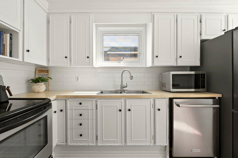 Photo 19 of 66 Edgemont Street S, Hamilton, Delta — HOMEH