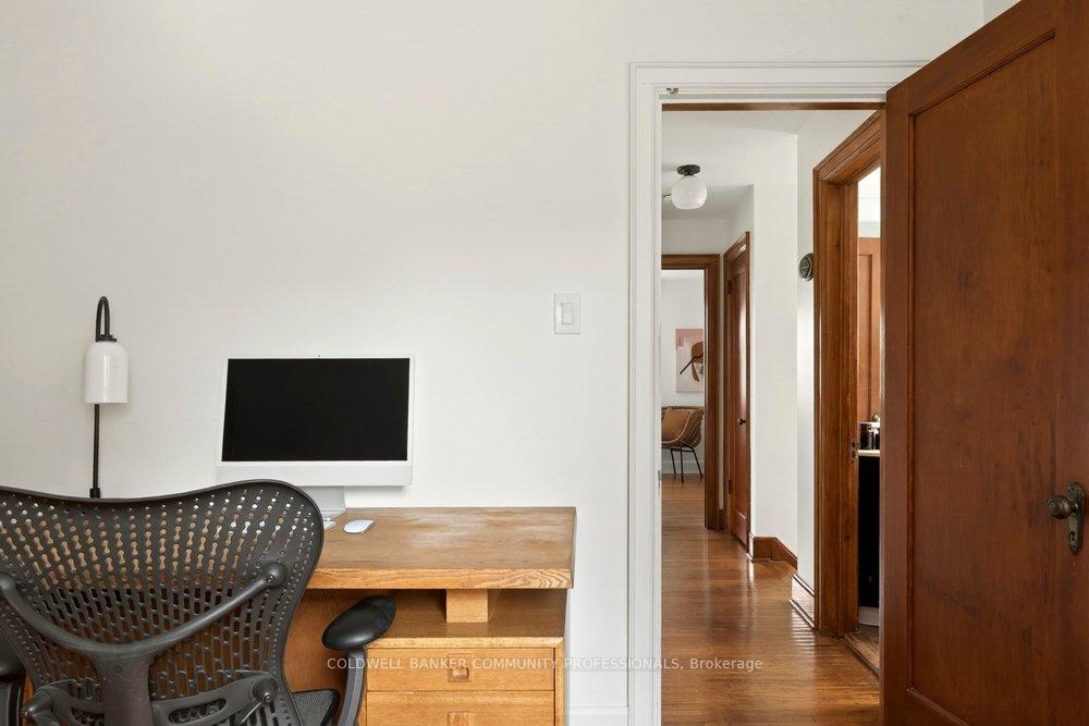 Photo 35 of 66 Edgemont Street S, Hamilton, Delta — HOMEH