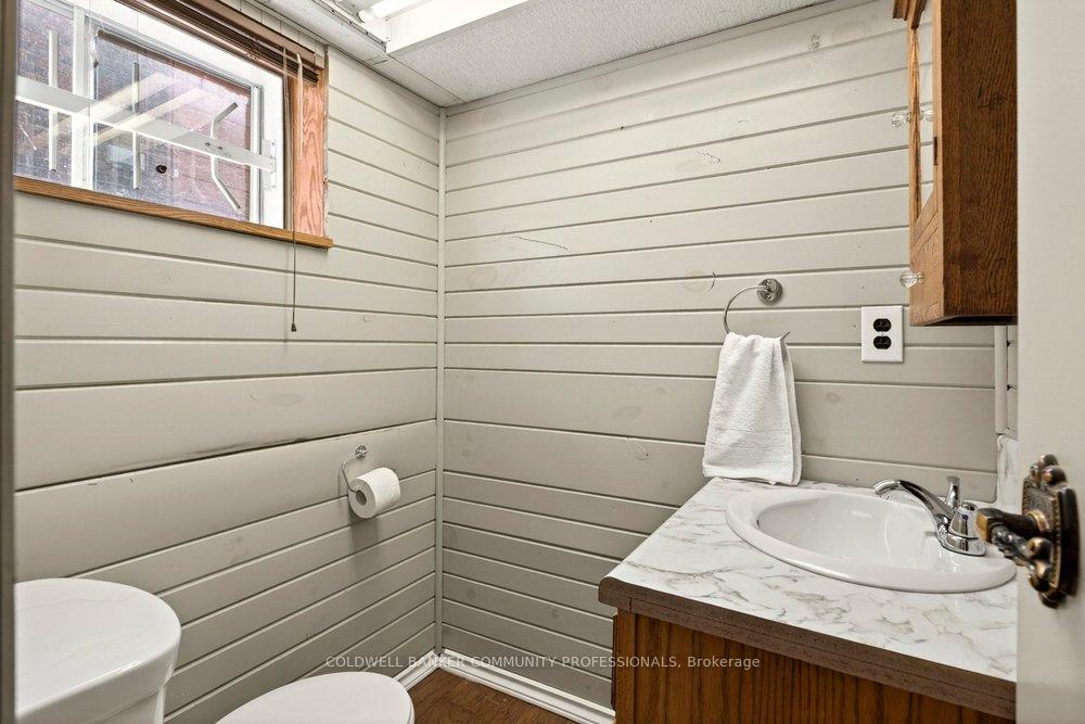 Photo 39 of 66 Edgemont Street S, Hamilton, Delta — HOMEH